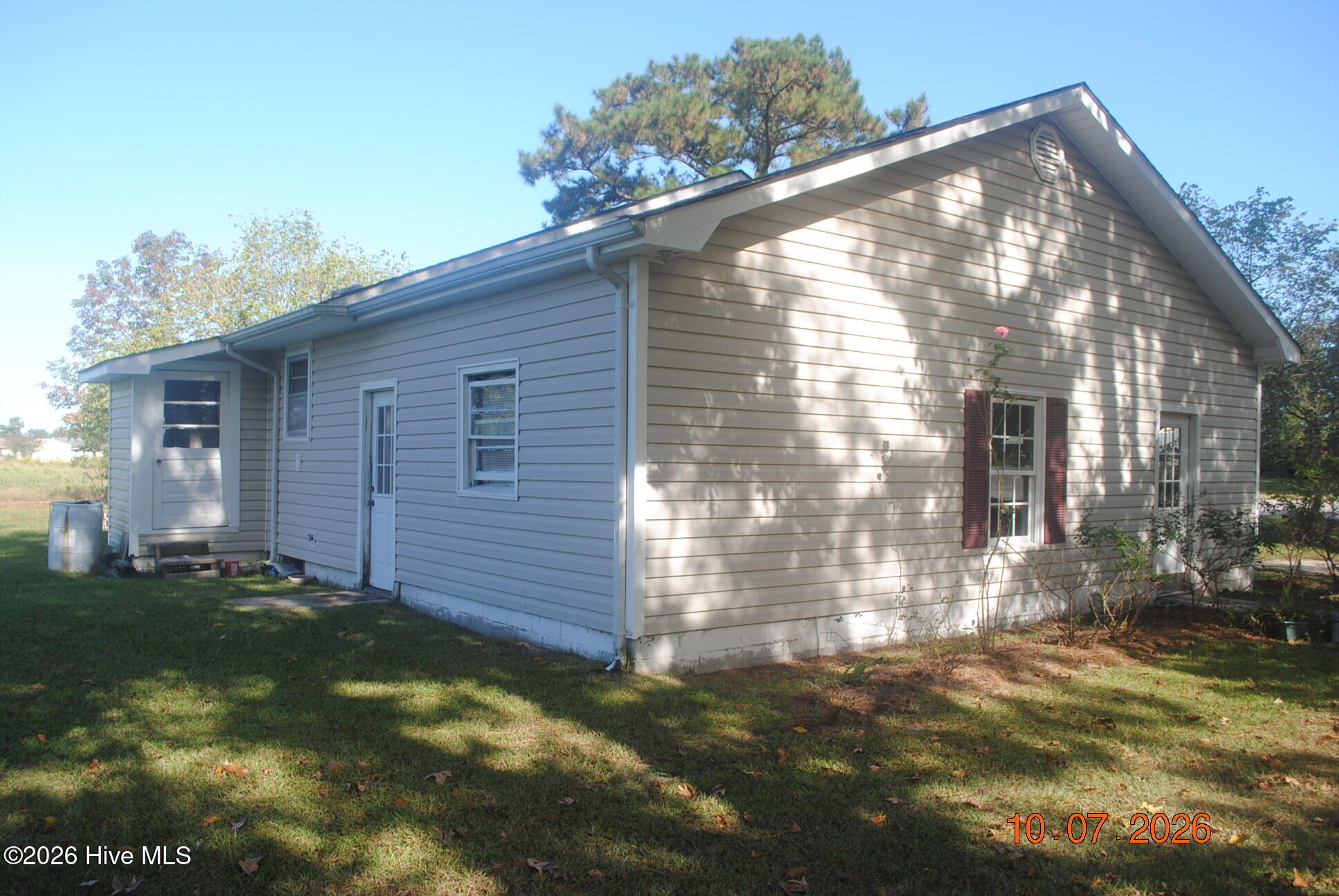 517 Waters Road Property Photo 5