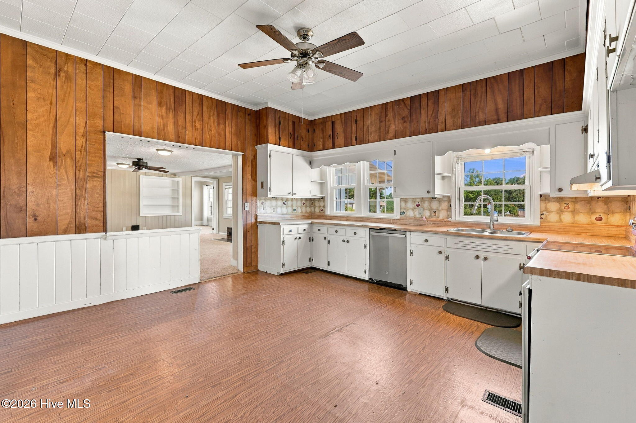 727 Share Cake Road Property Photo 6