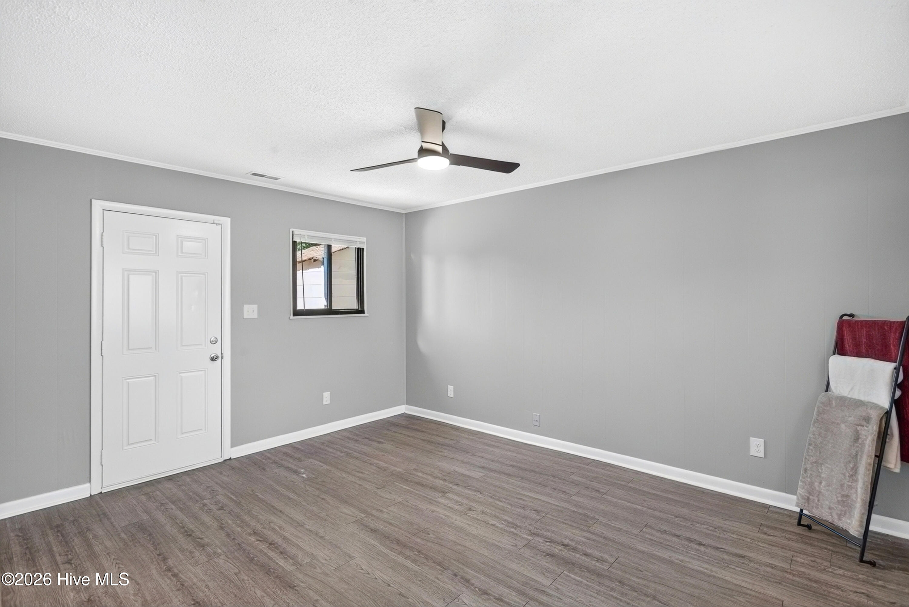 402 Dale Drive Property Photo 21