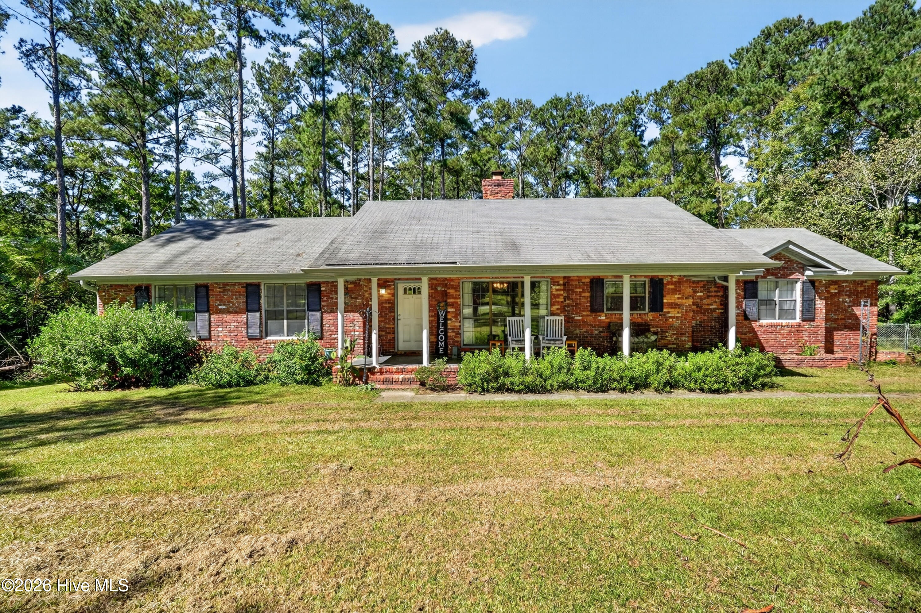 721 Meadow Hill Drive Property Photo 1