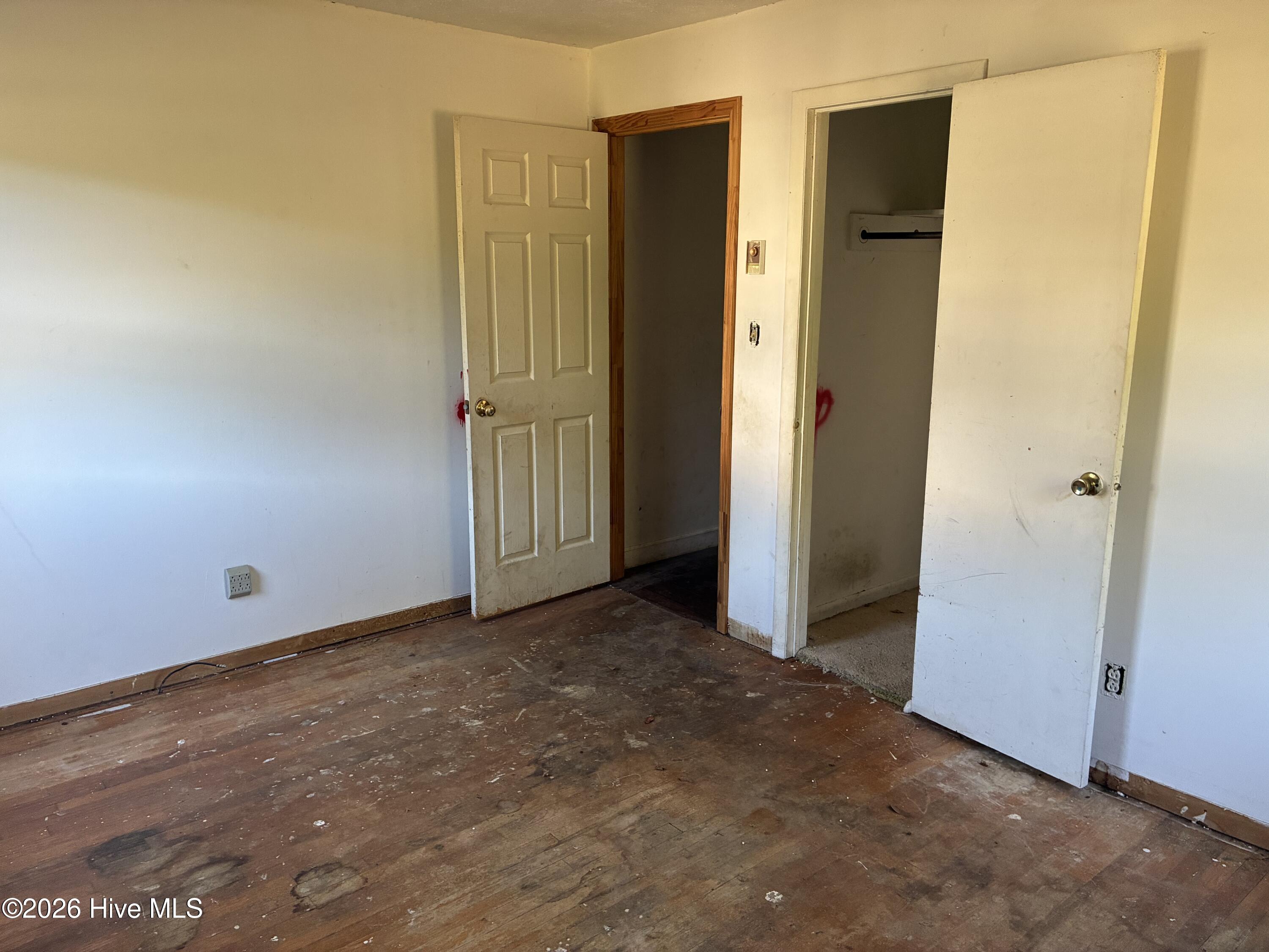 1427 Elma Street Property Photo 15