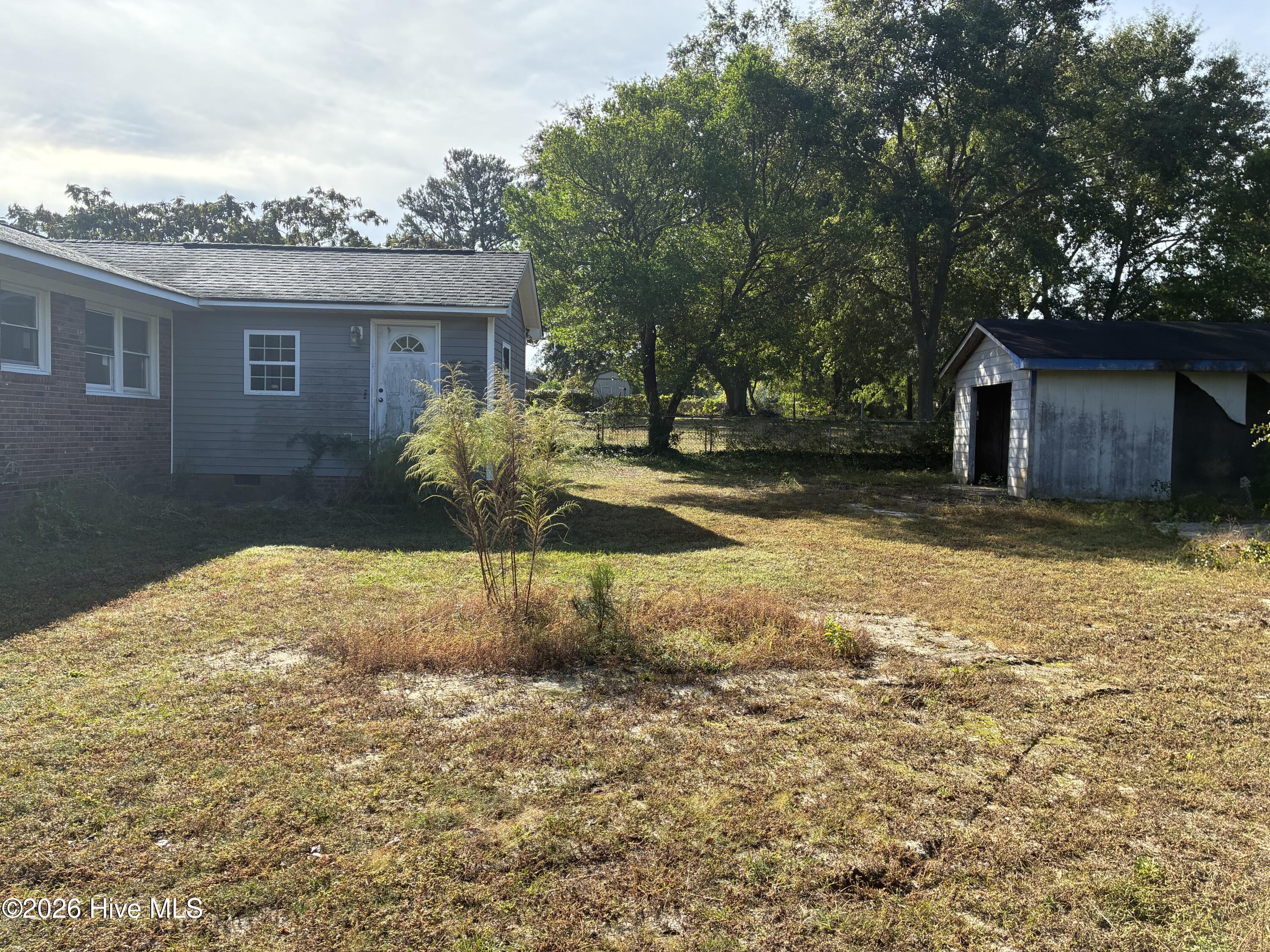 1427 Elma Street Property Photo 20