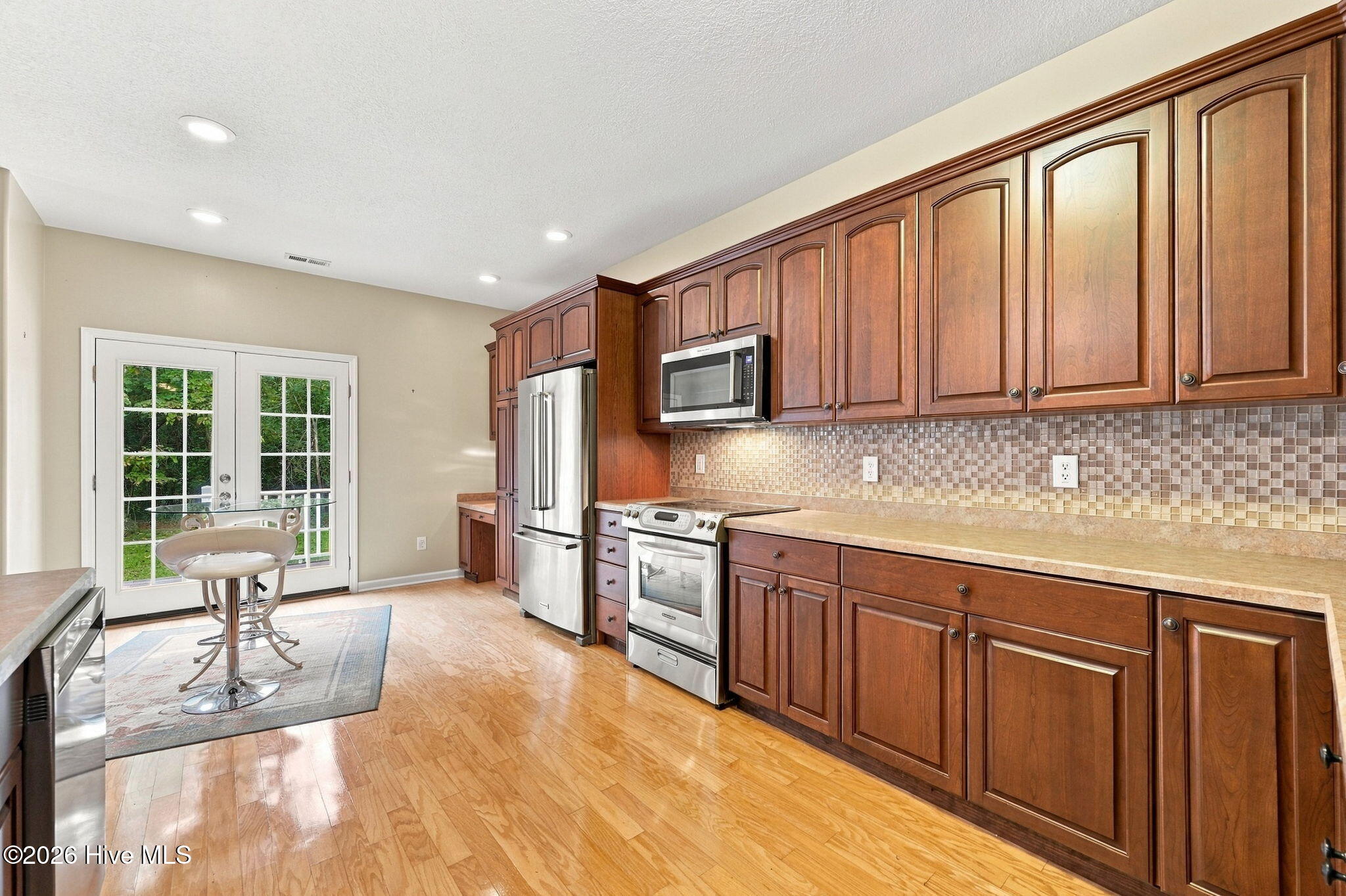 421 Riverside Lane Property Photo 14