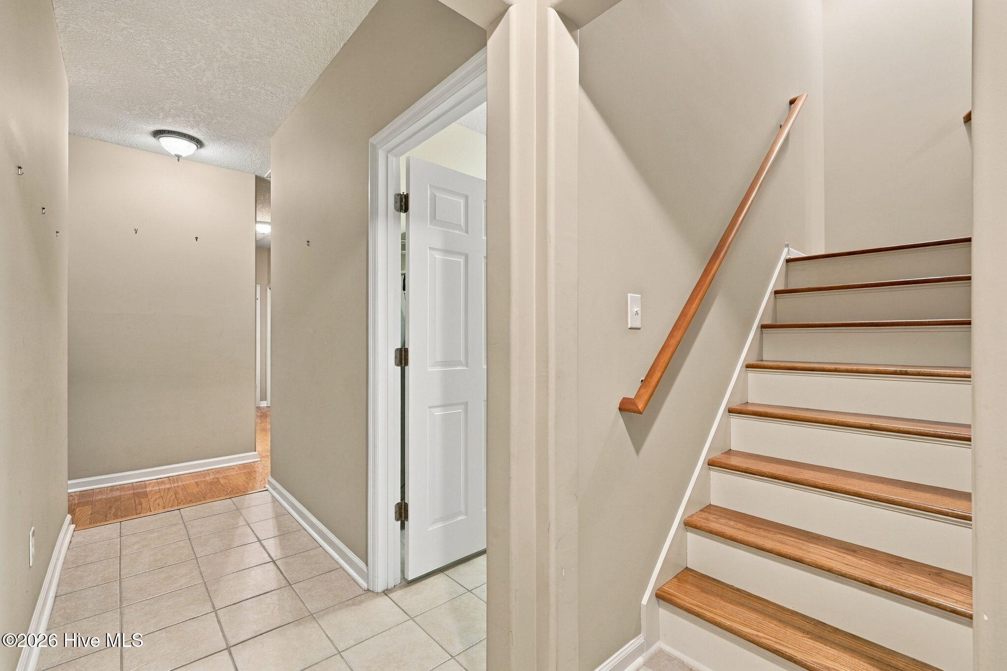 421 Riverside Lane Property Photo 33