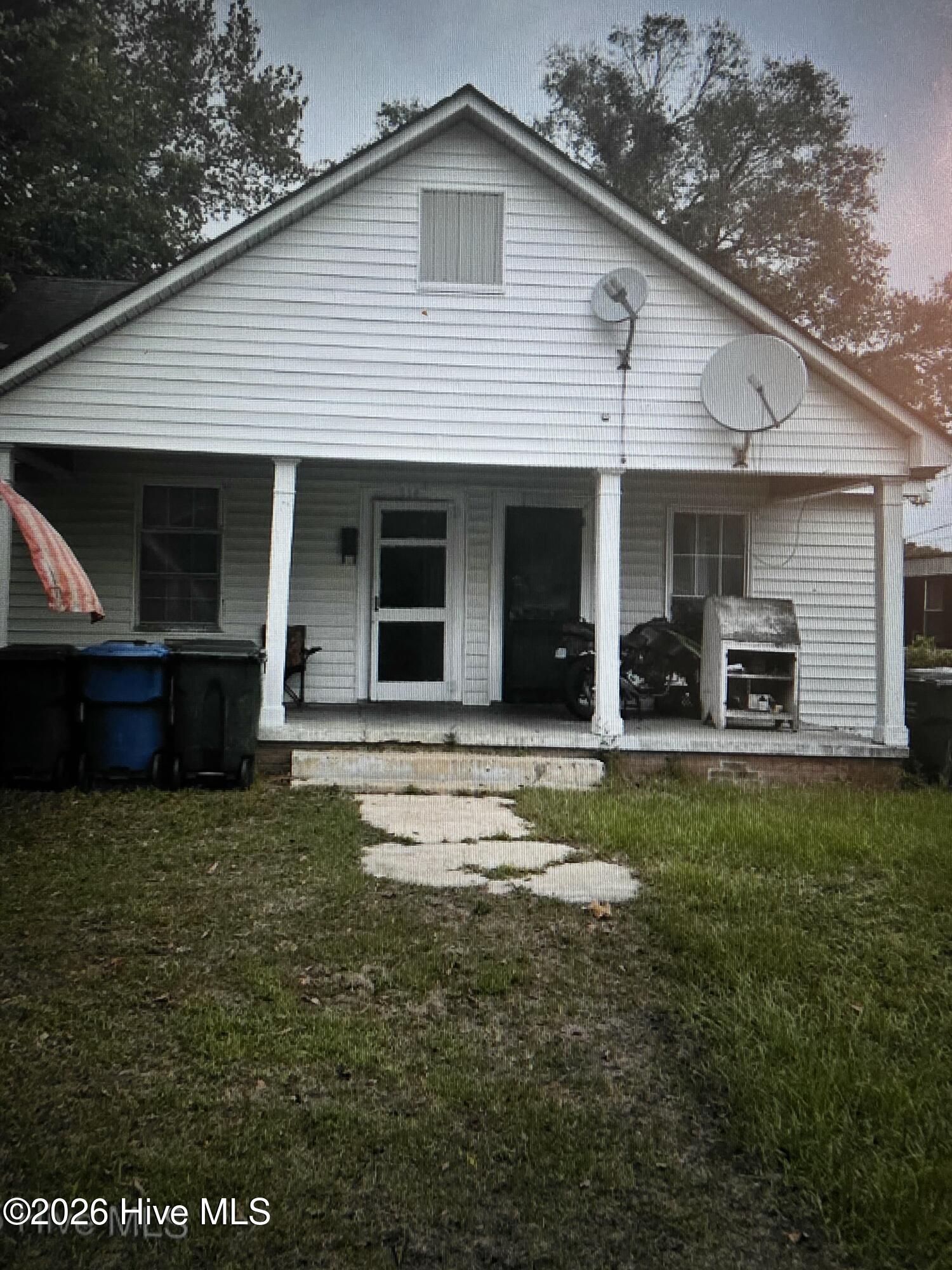 314 E Peyton Avenue Property Photo 1