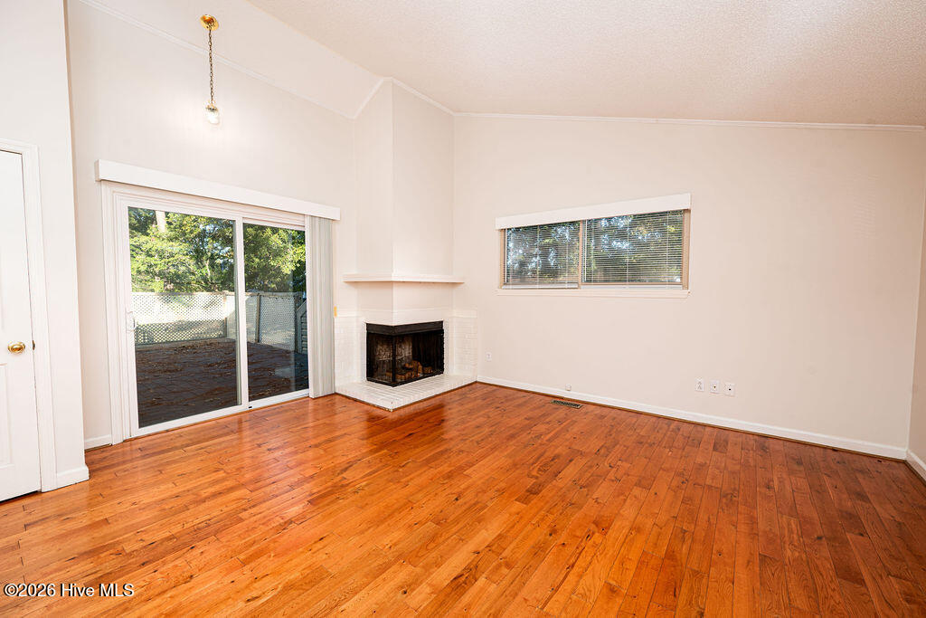 1 Quarterdeck Property Photo 11