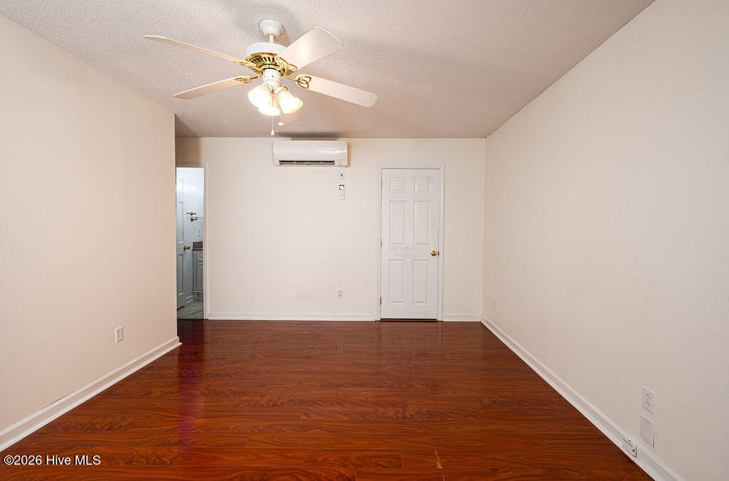 1 Quarterdeck Property Photo 15