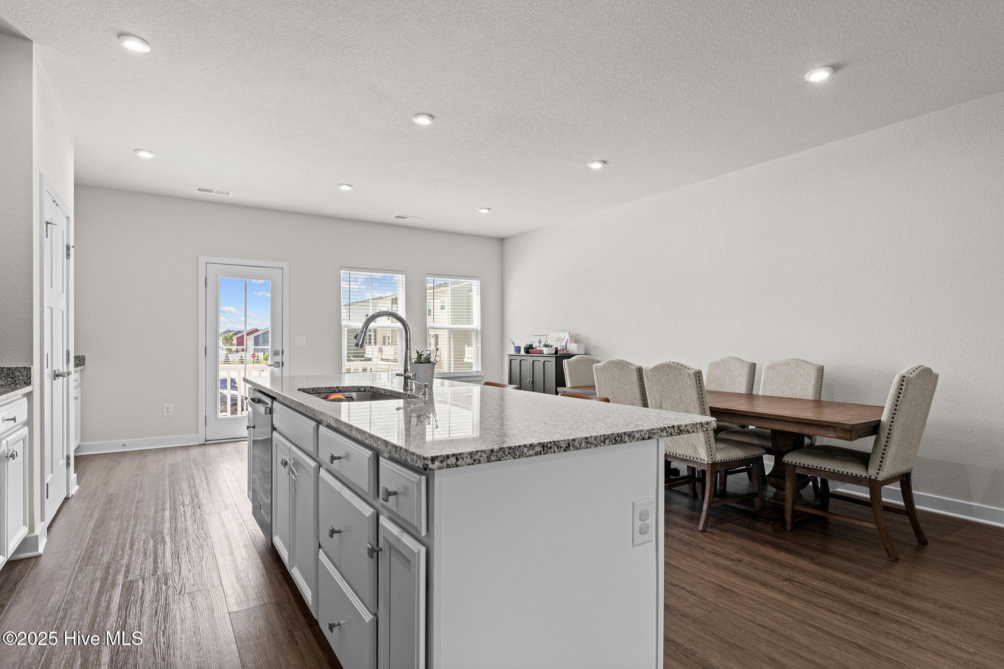 110 Fost Boulevard Property Photo 12