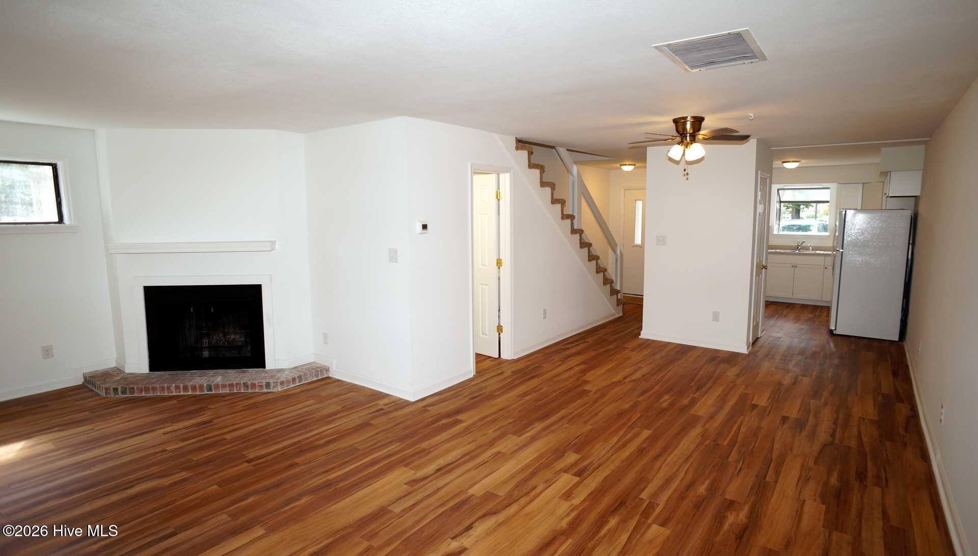 108 Quarterdeck Property Photo 2