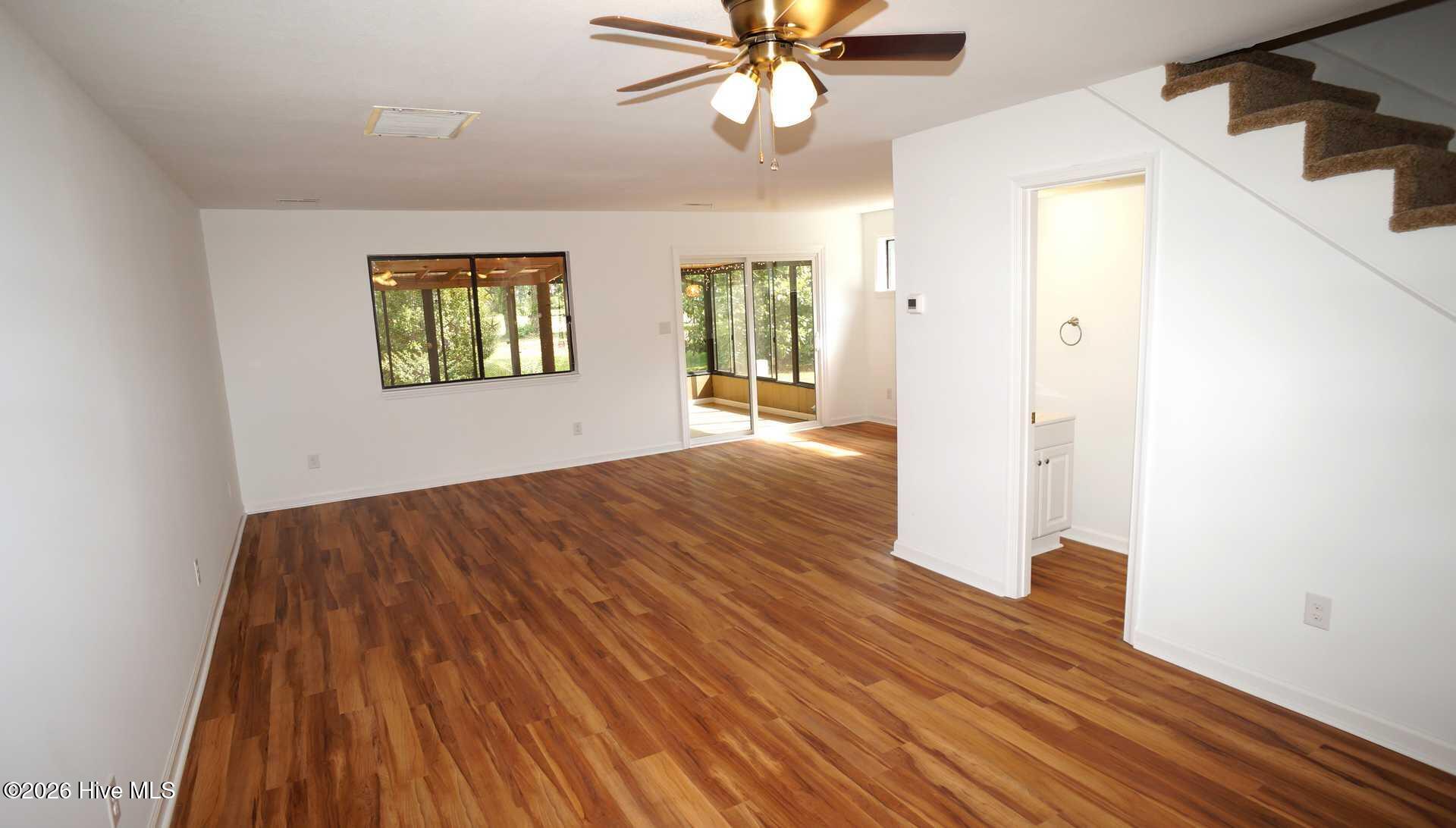 108 Quarterdeck Property Photo 3