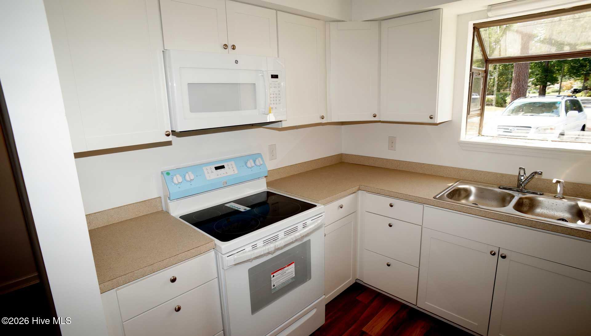 108 Quarterdeck Property Photo 8