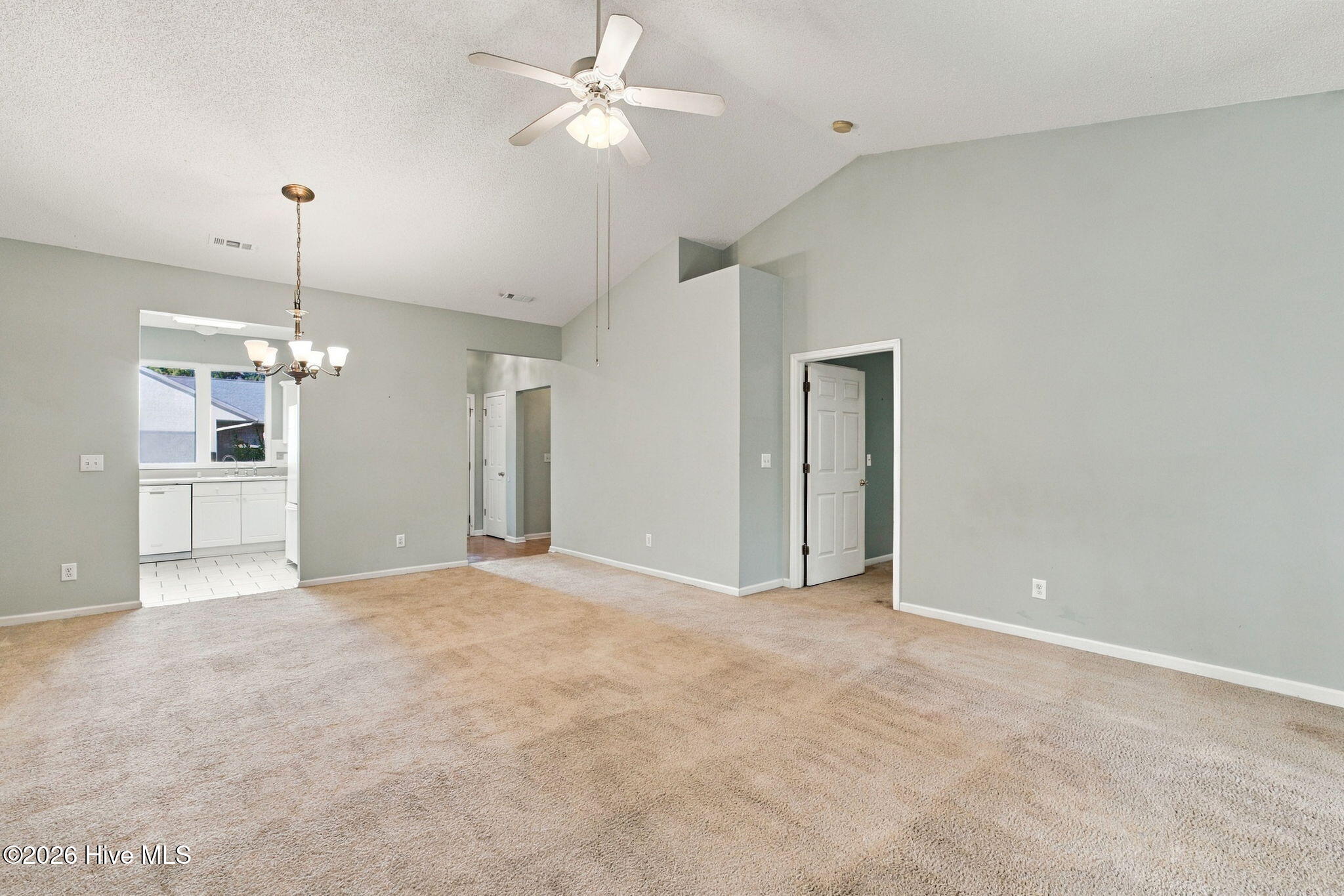 277 Bonnet Way Se Property Photo 6