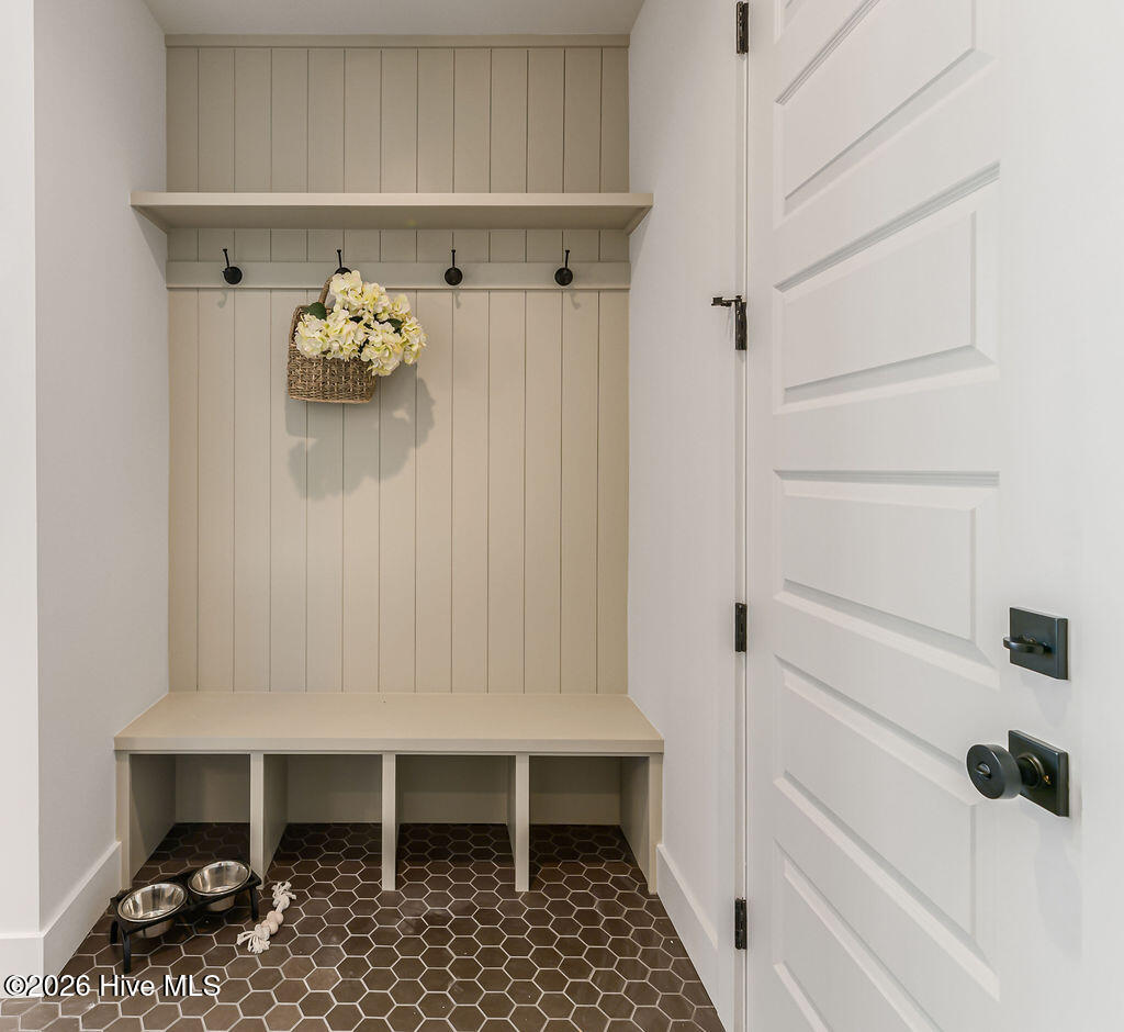 215 Sugar Sand Lane Property Photo 16