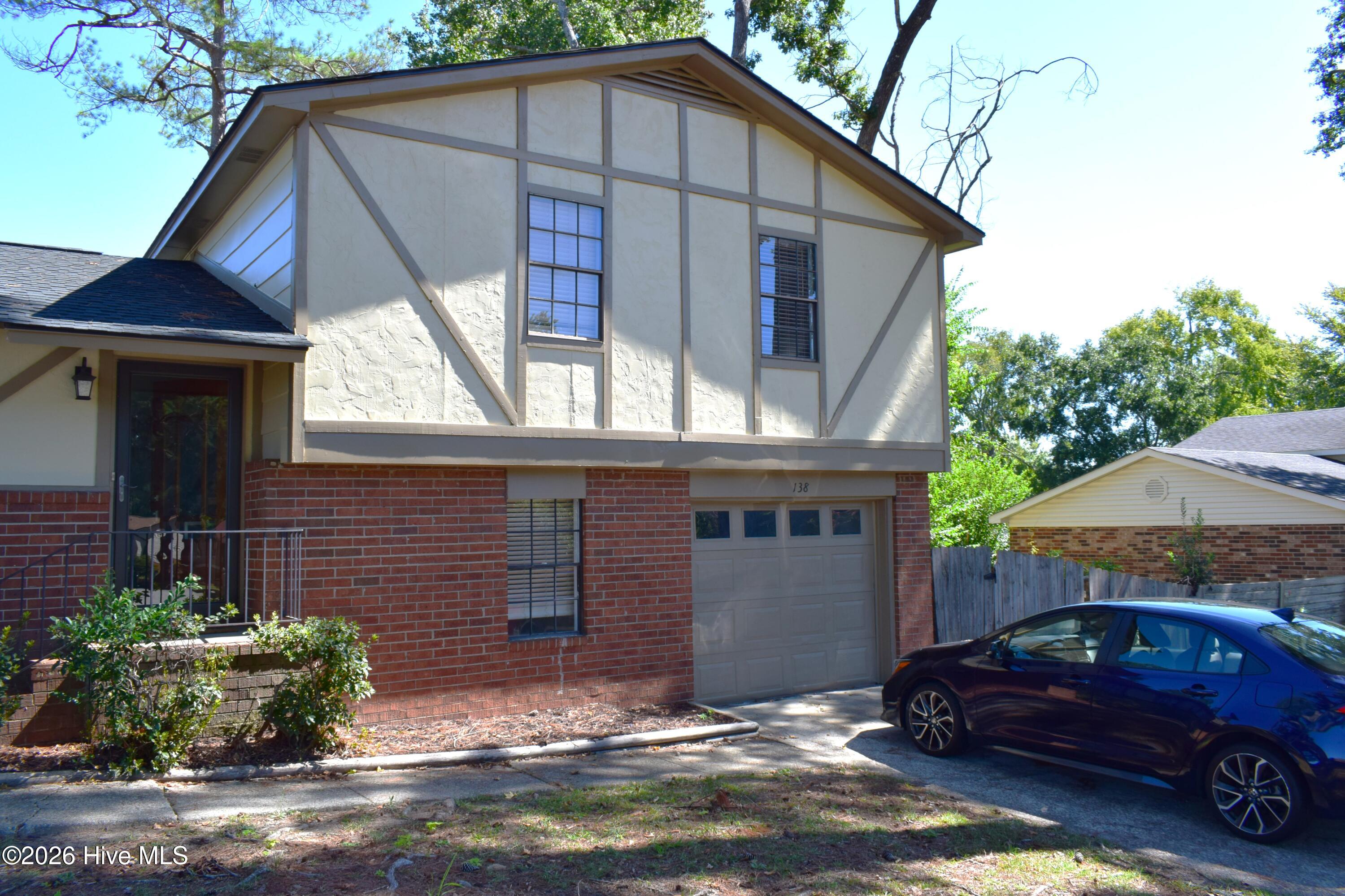 138 Oakridge Drive Property Photo 2