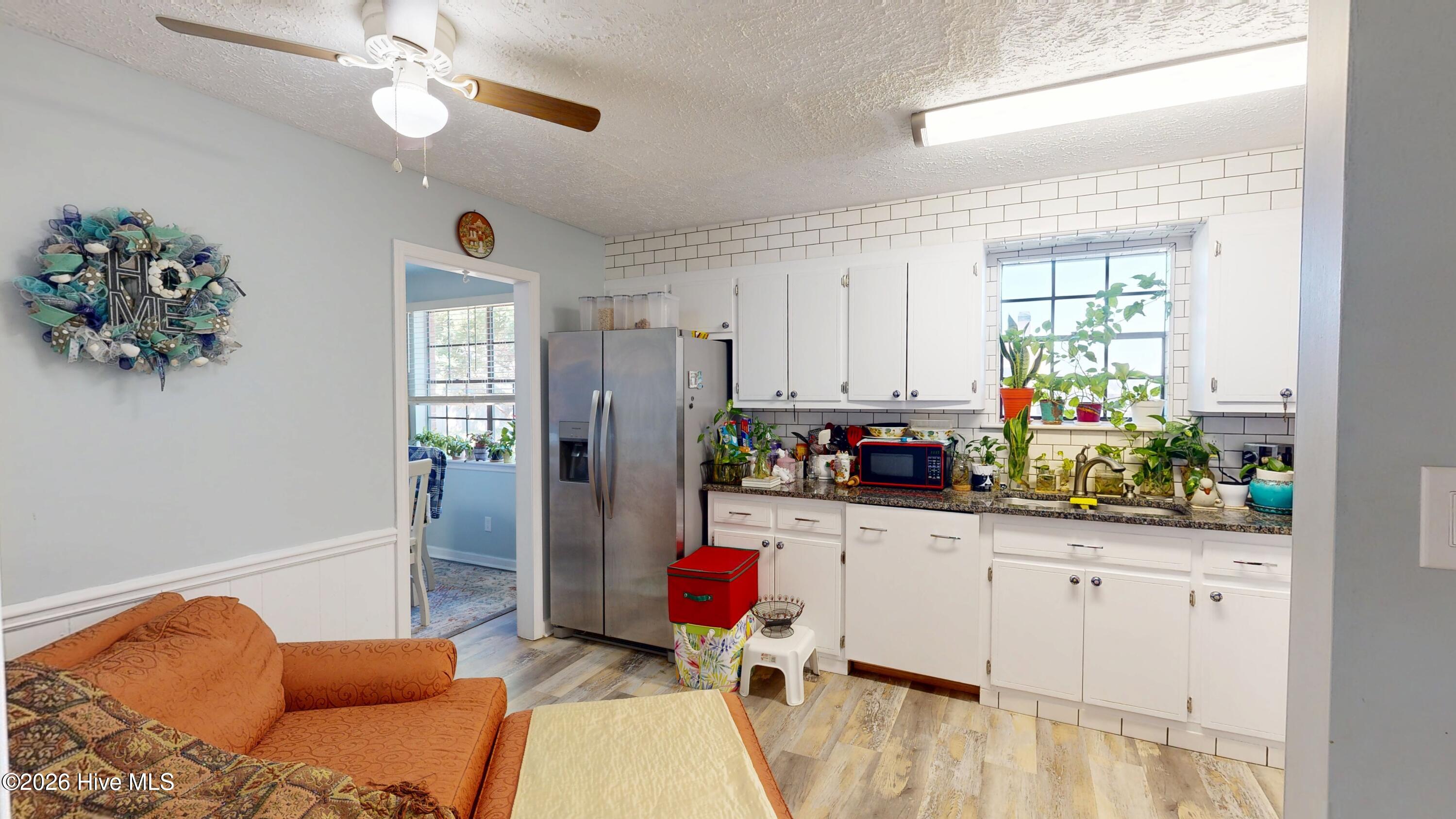 138 Oakridge Drive Property Photo 8
