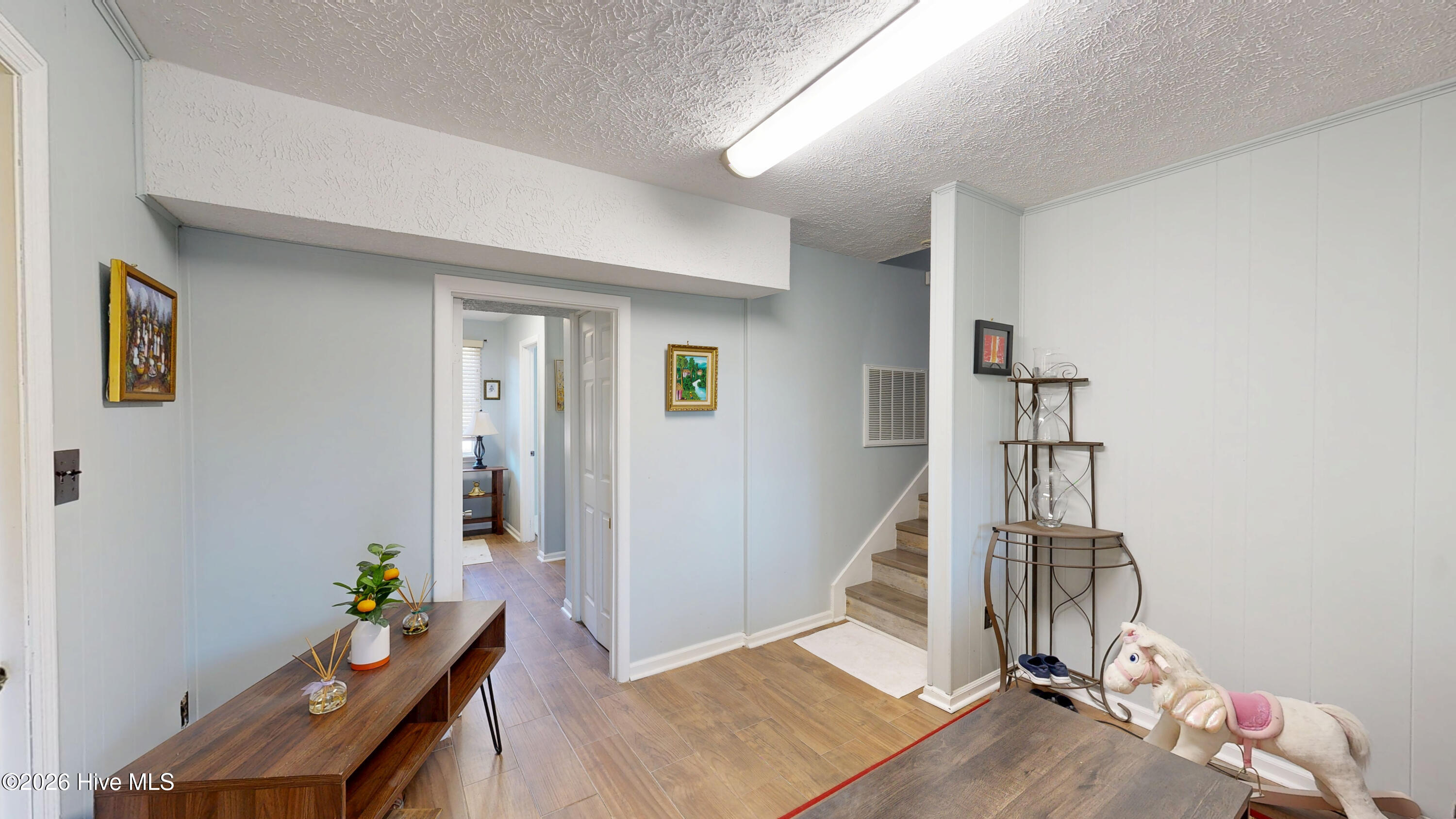 138 Oakridge Drive Property Photo 12