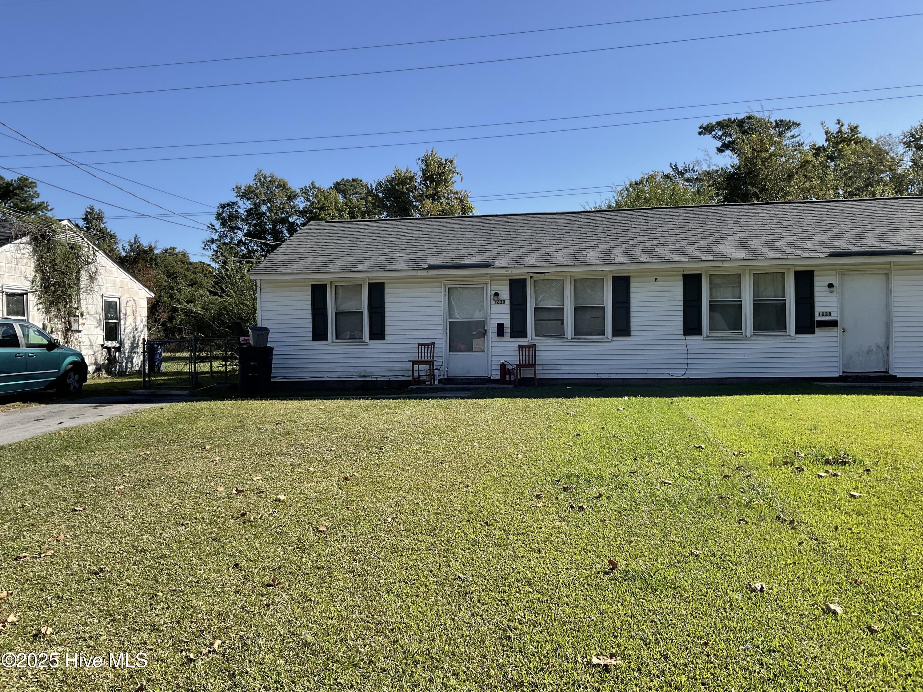 1230 Davis Street Property Photo 1