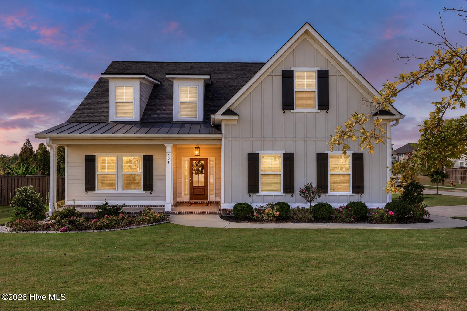 504 Oakley Grove Circle Property Photo 1