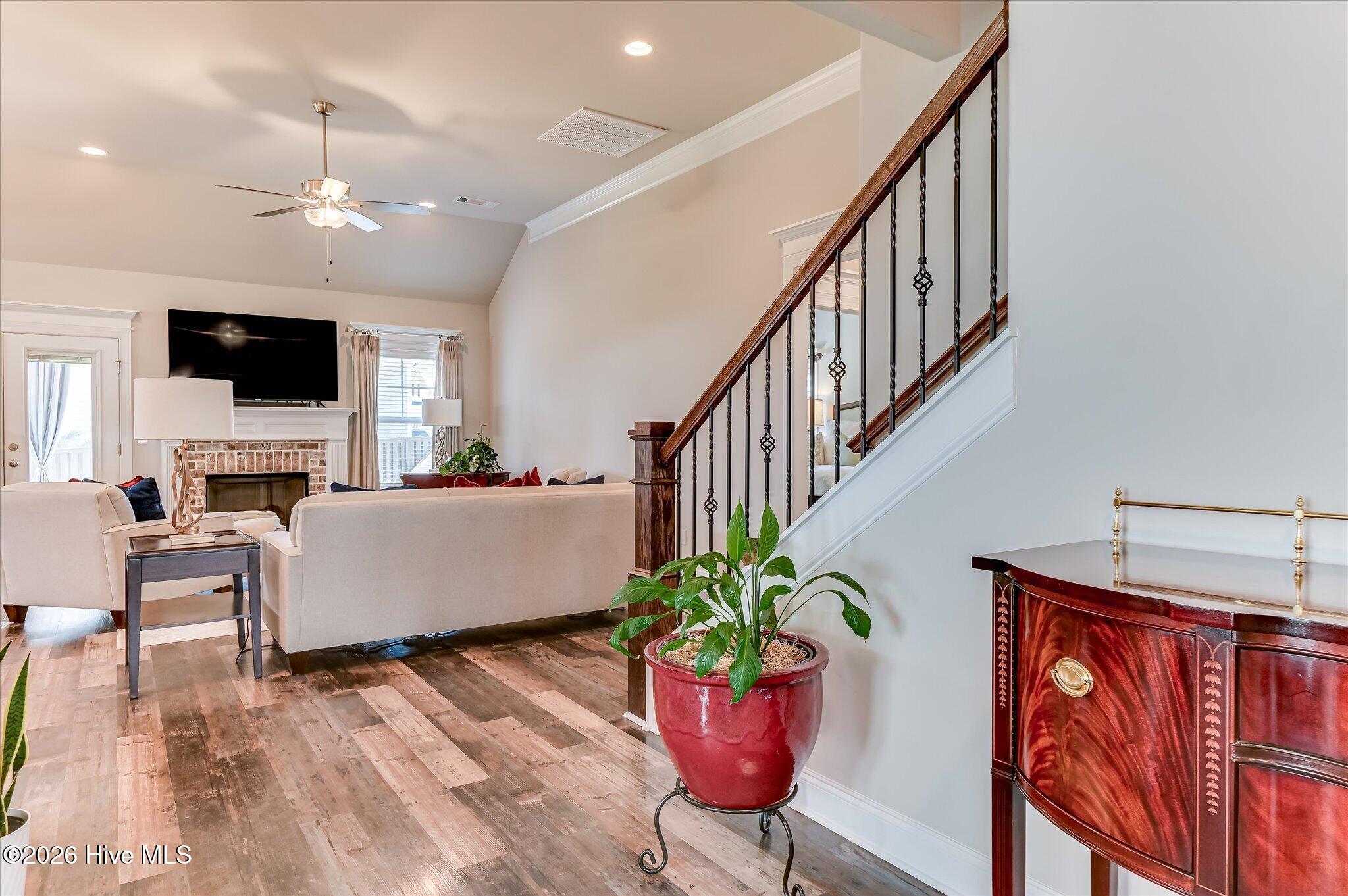 504 Oakley Grove Circle Property Photo 11