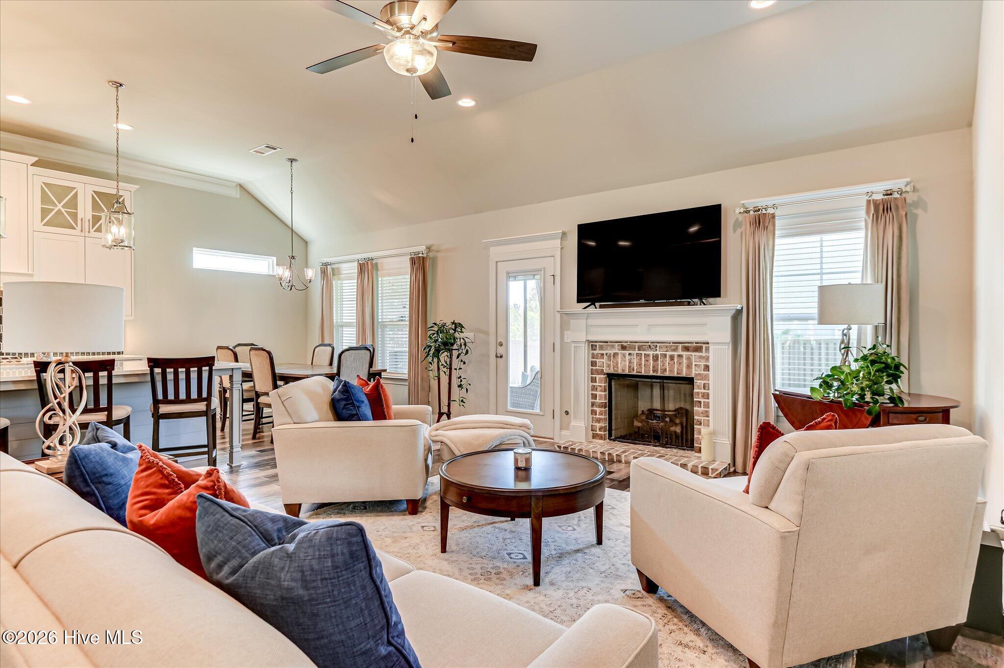 504 Oakley Grove Circle Property Photo 13