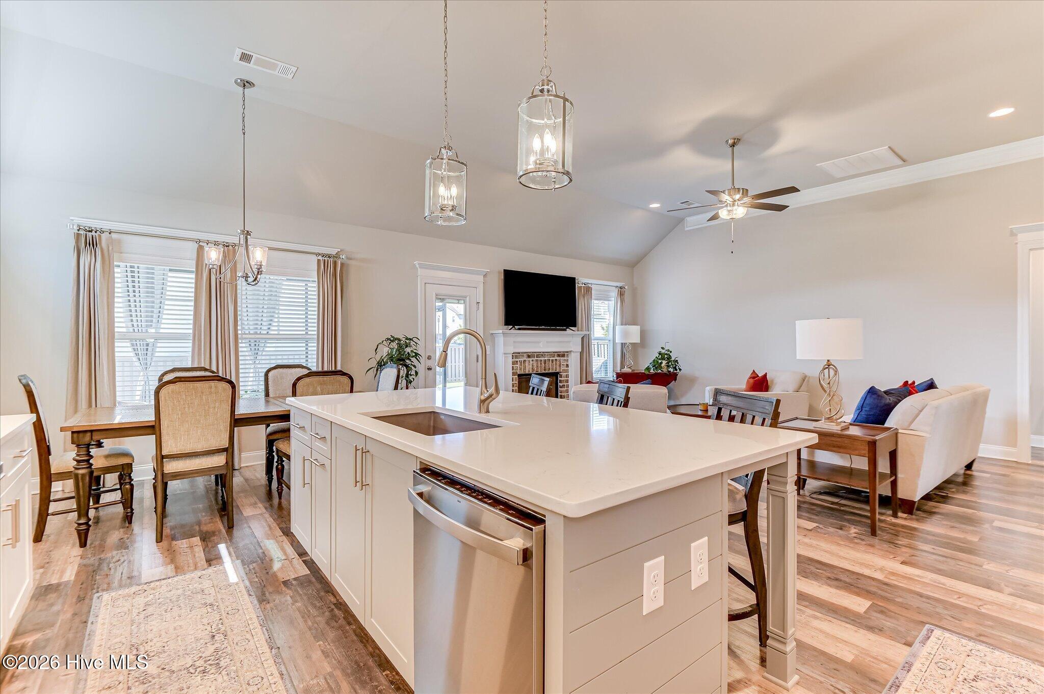 504 Oakley Grove Circle Property Photo 18