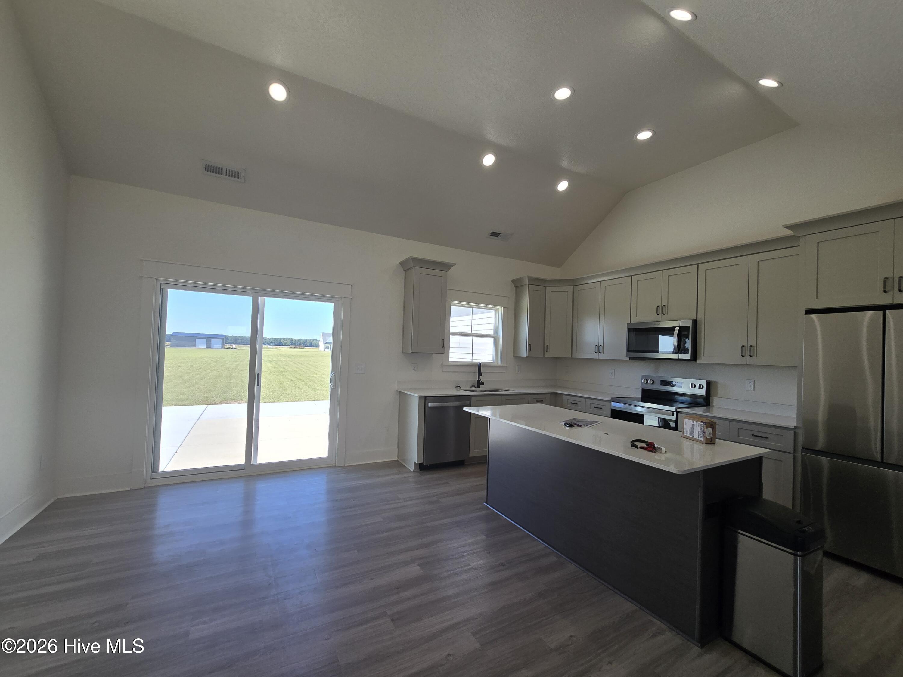 477 N Trotman Road Property Photo 3