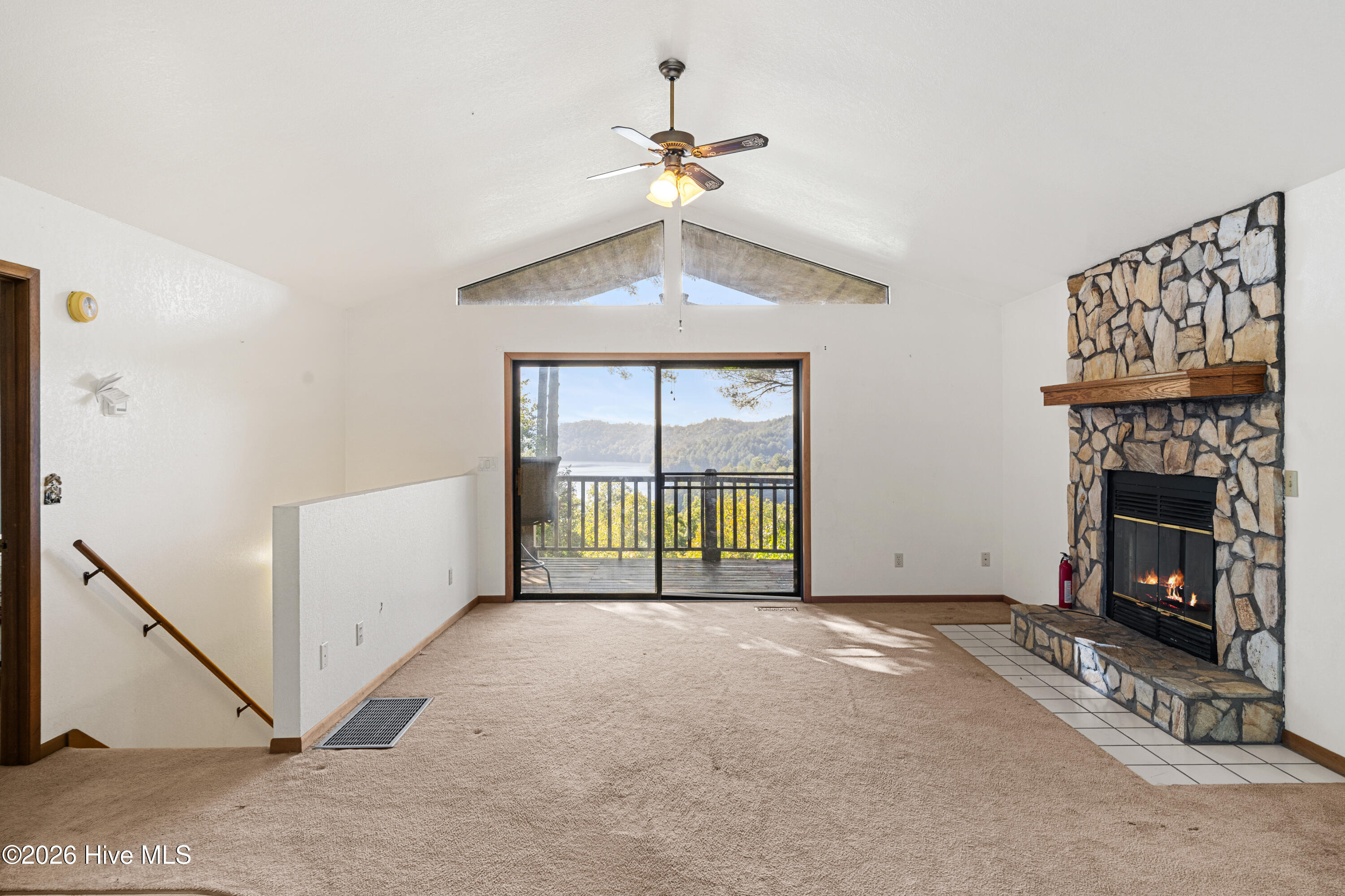 895 Lake Apalachia Acres Drive Property Photo 11