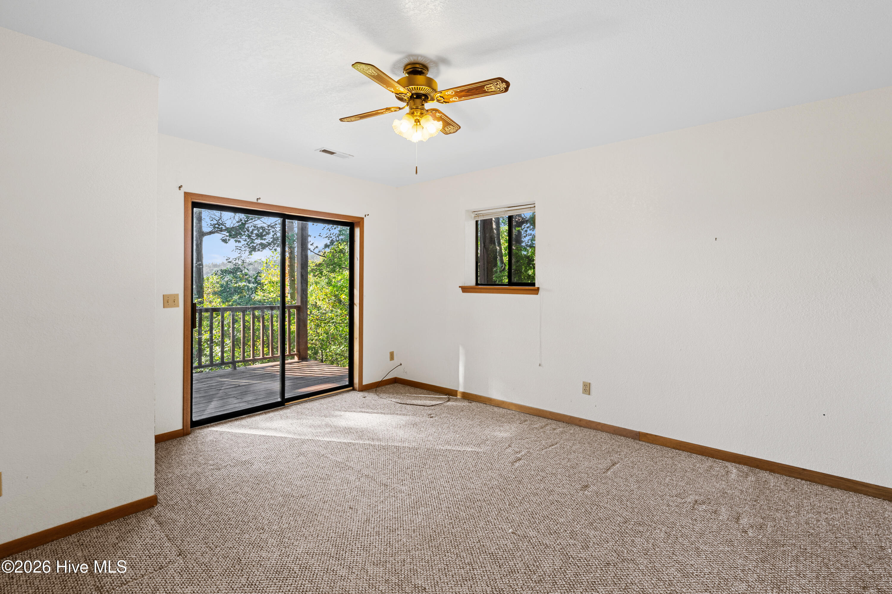 895 Lake Apalachia Acres Drive Property Photo 20