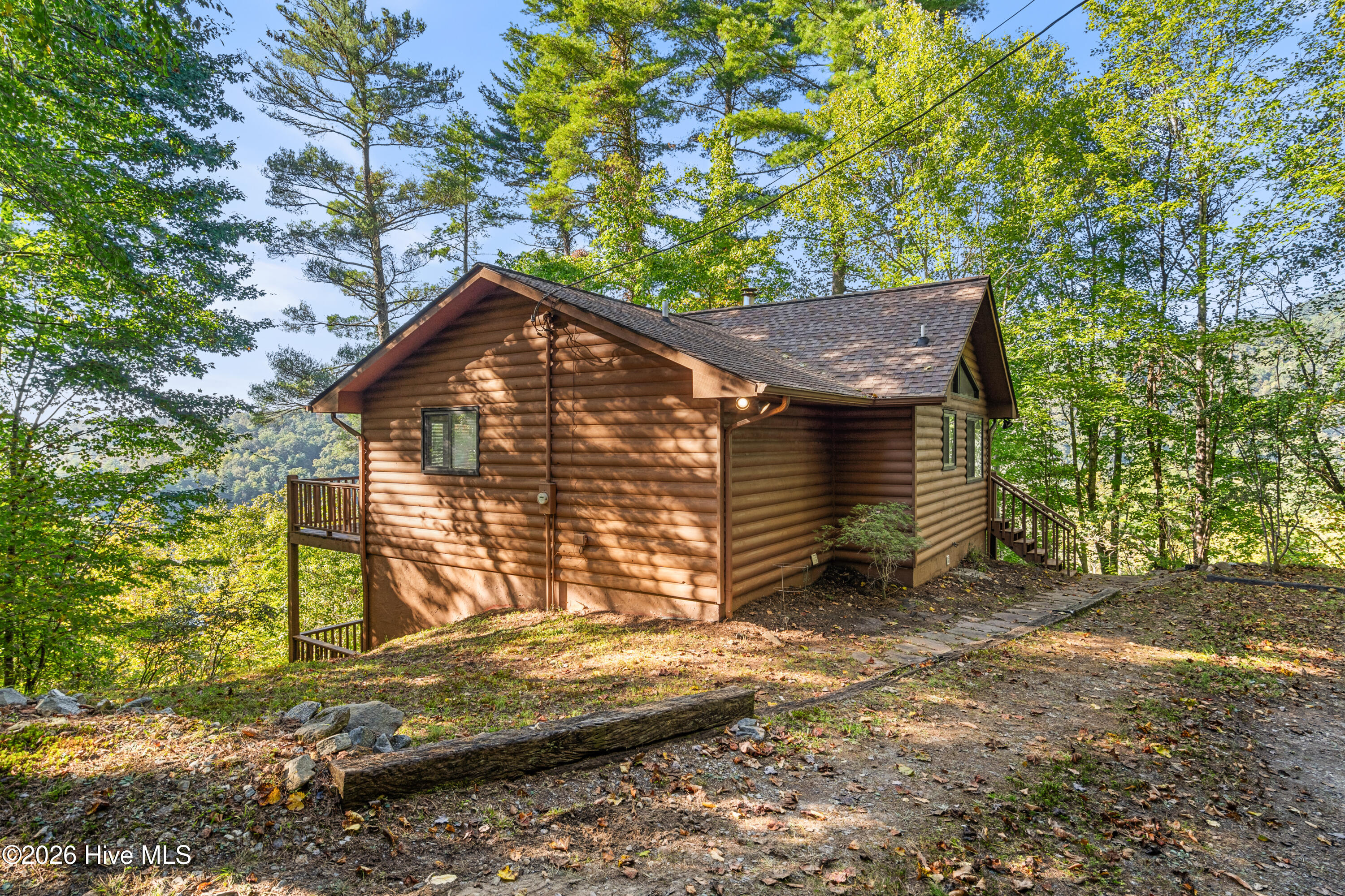895 Lake Apalachia Acres Drive Property Photo 32