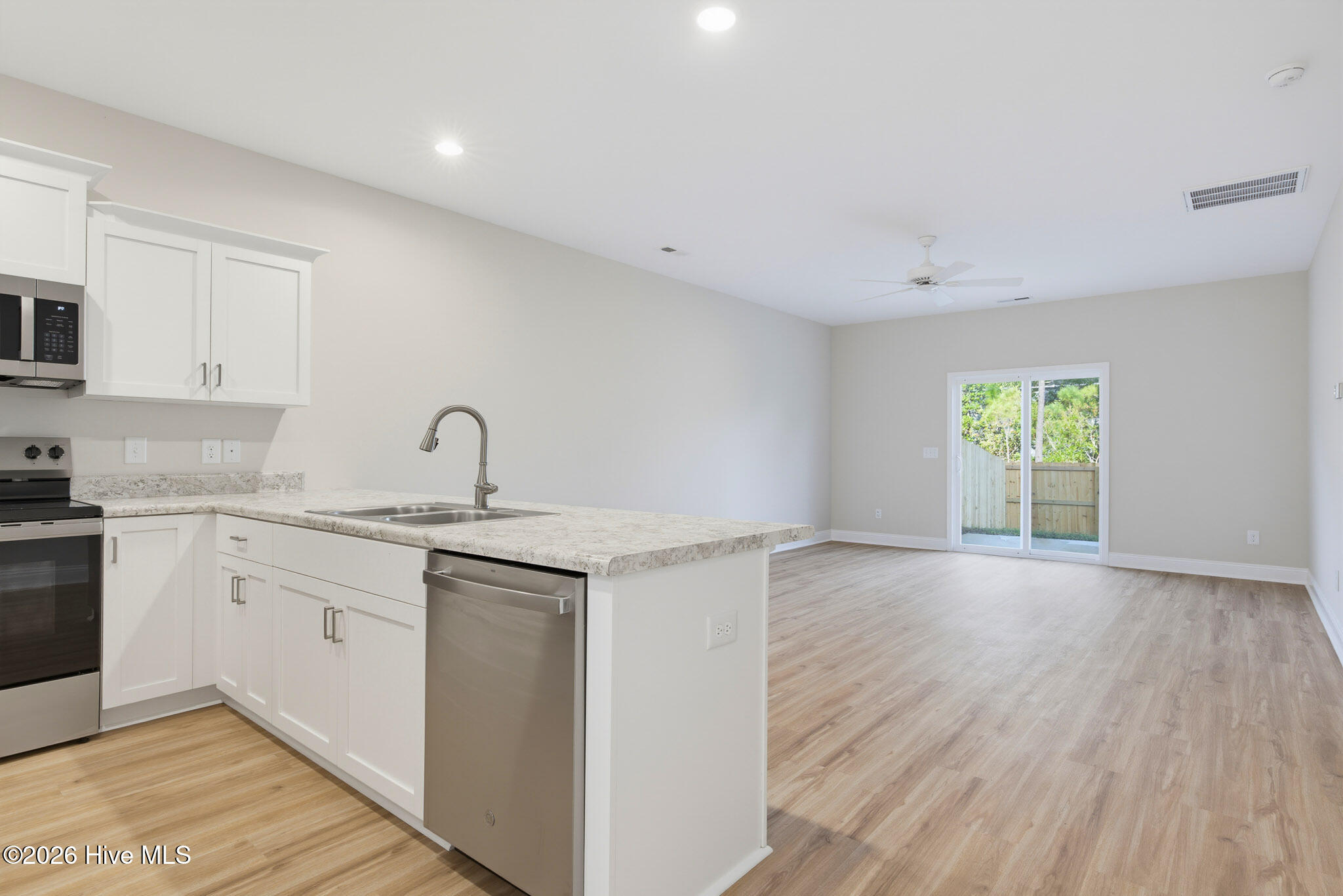 226 Sandpiper Place Property Photo 3