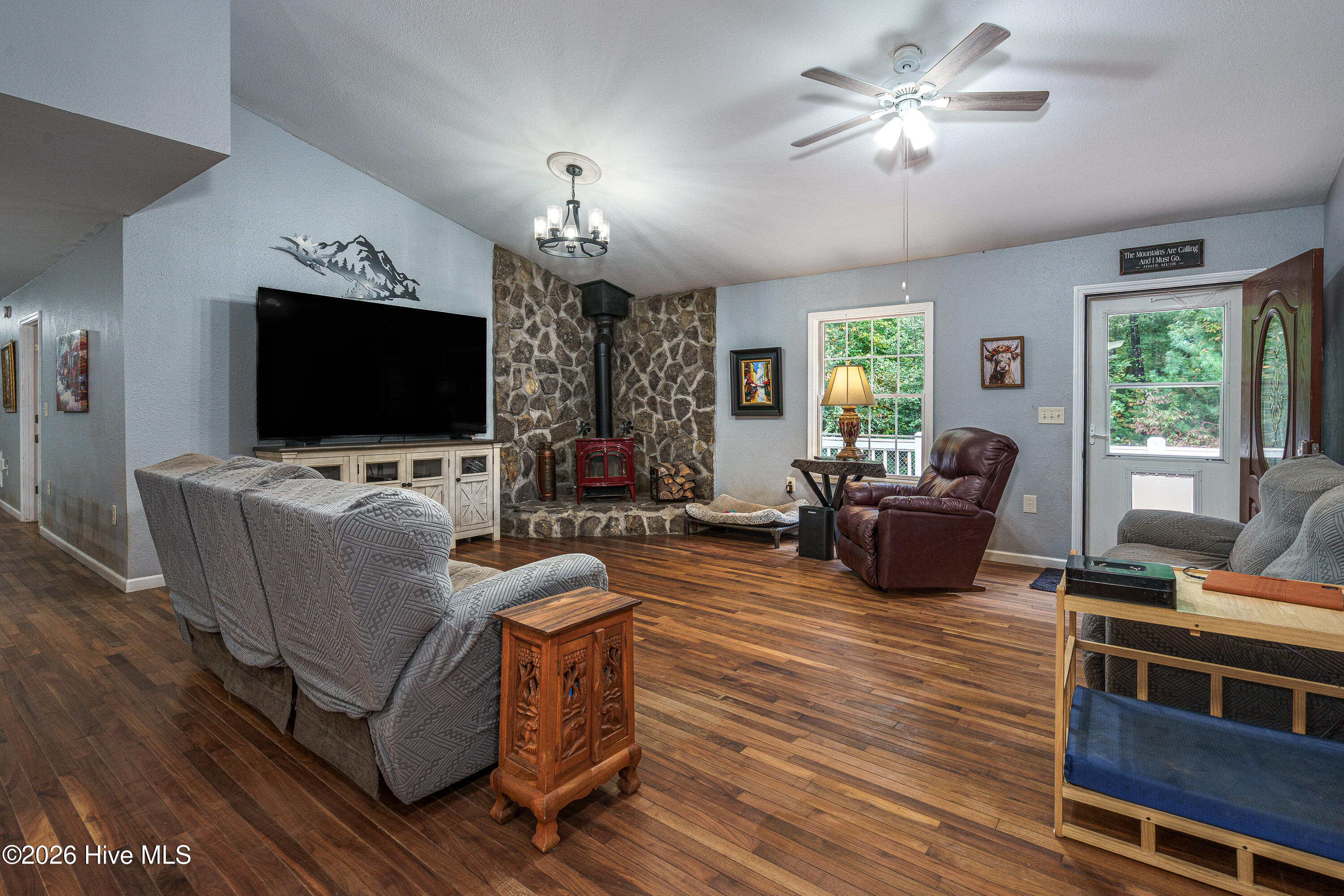 3015 Camp Creek Road Property Photo 4