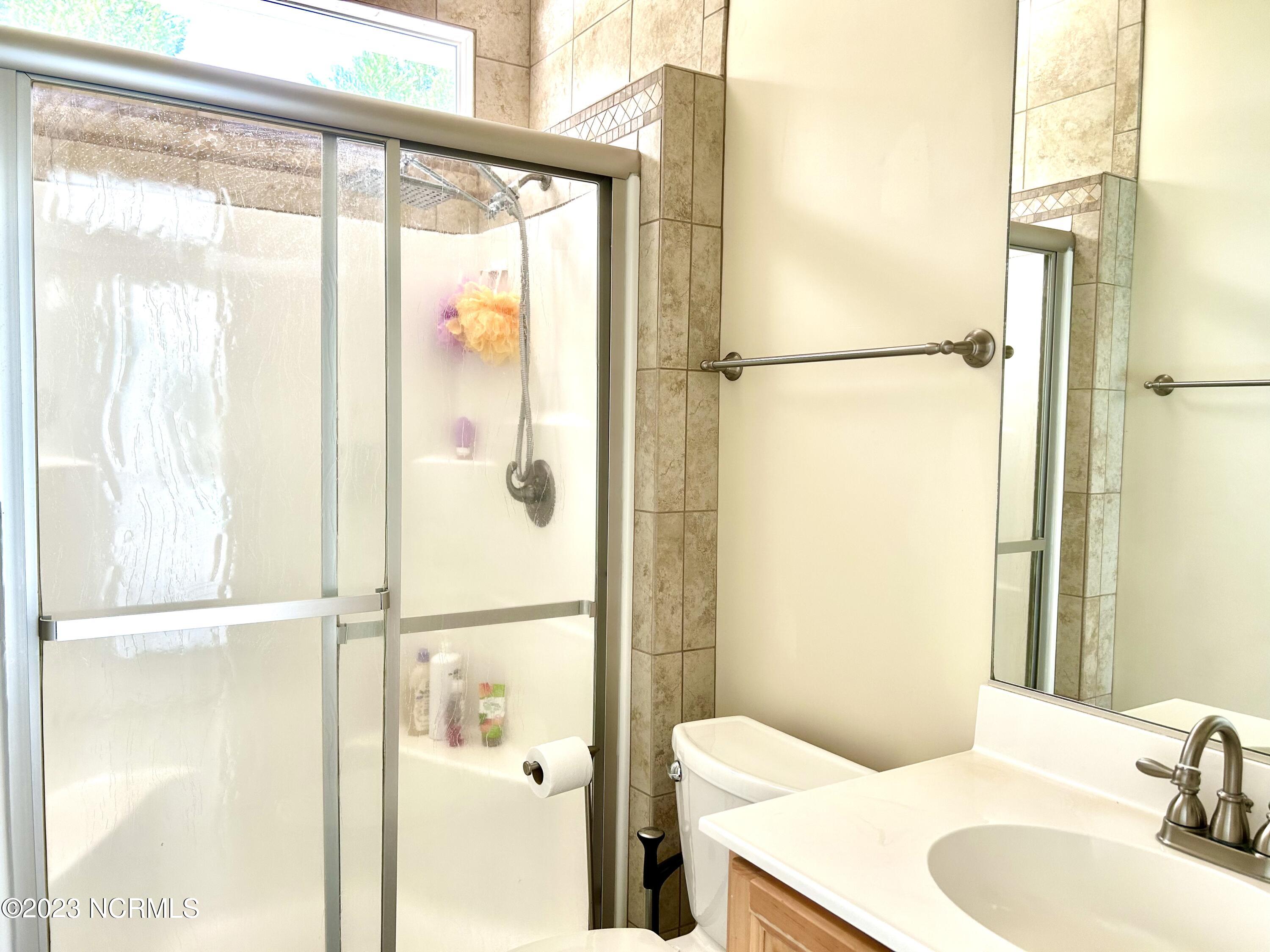 921 Gilchrist Street Property Photo 40