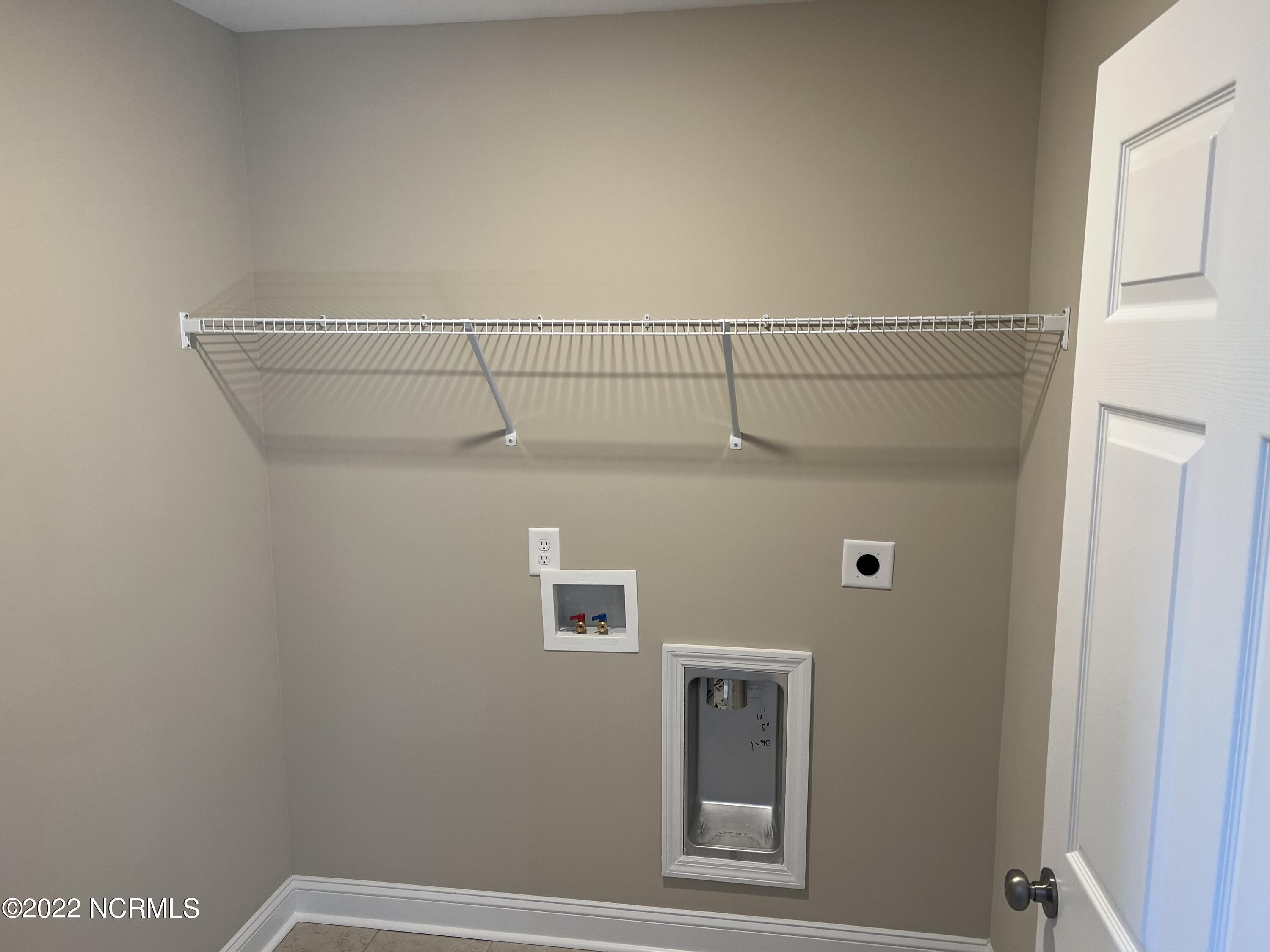 153 High Tide Drive Property Photo 7