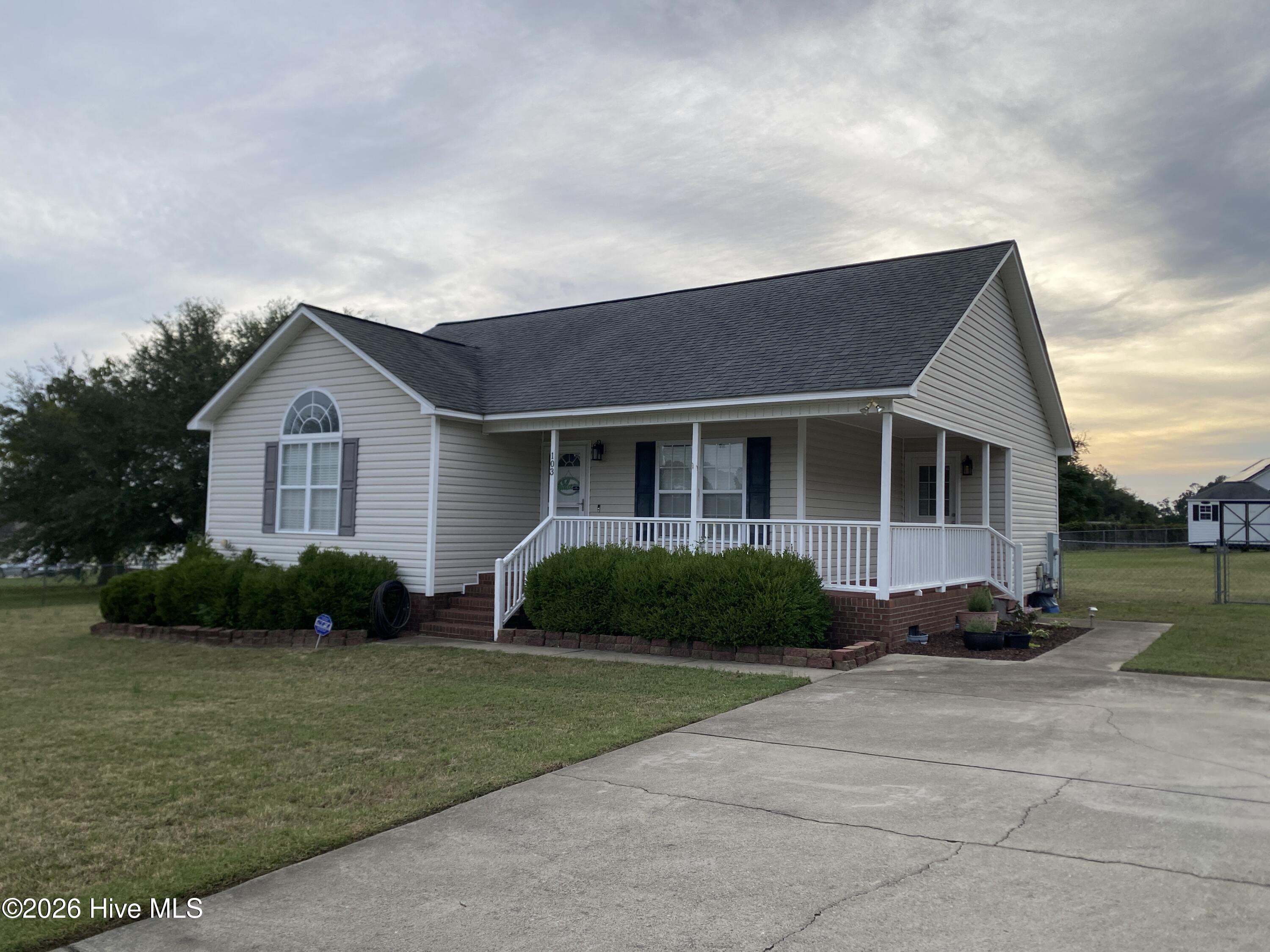 103 Stewart's Farm Road Property Photo 1