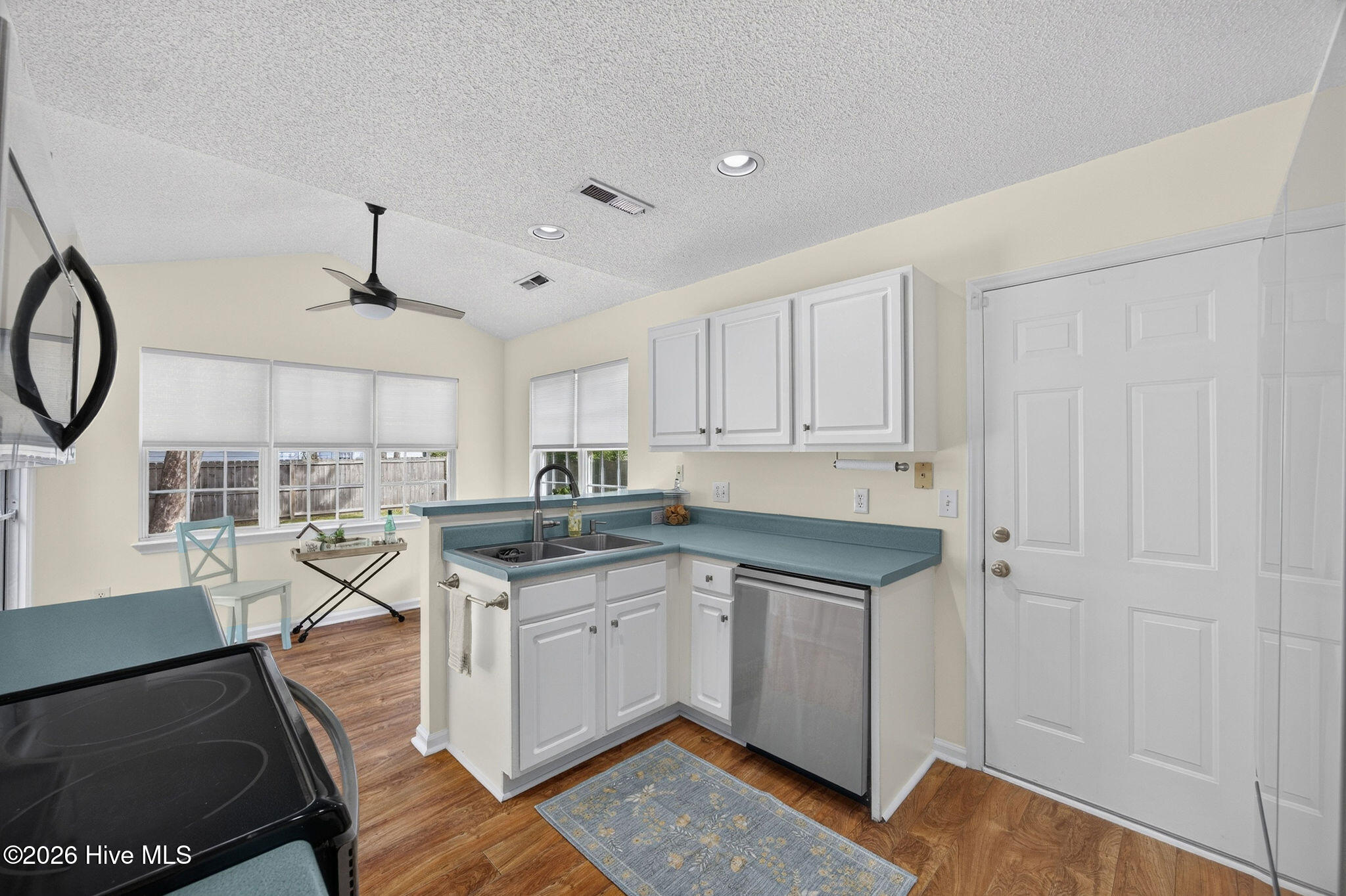 3801 Habberline Street Property Photo 13