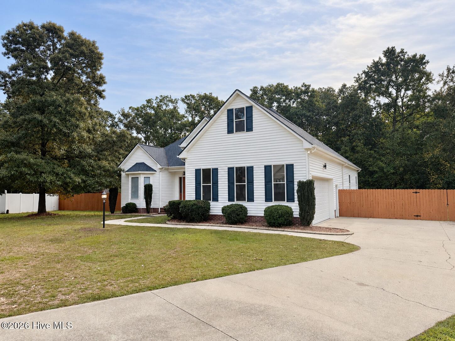 105 Scallop Place Property Photo 2