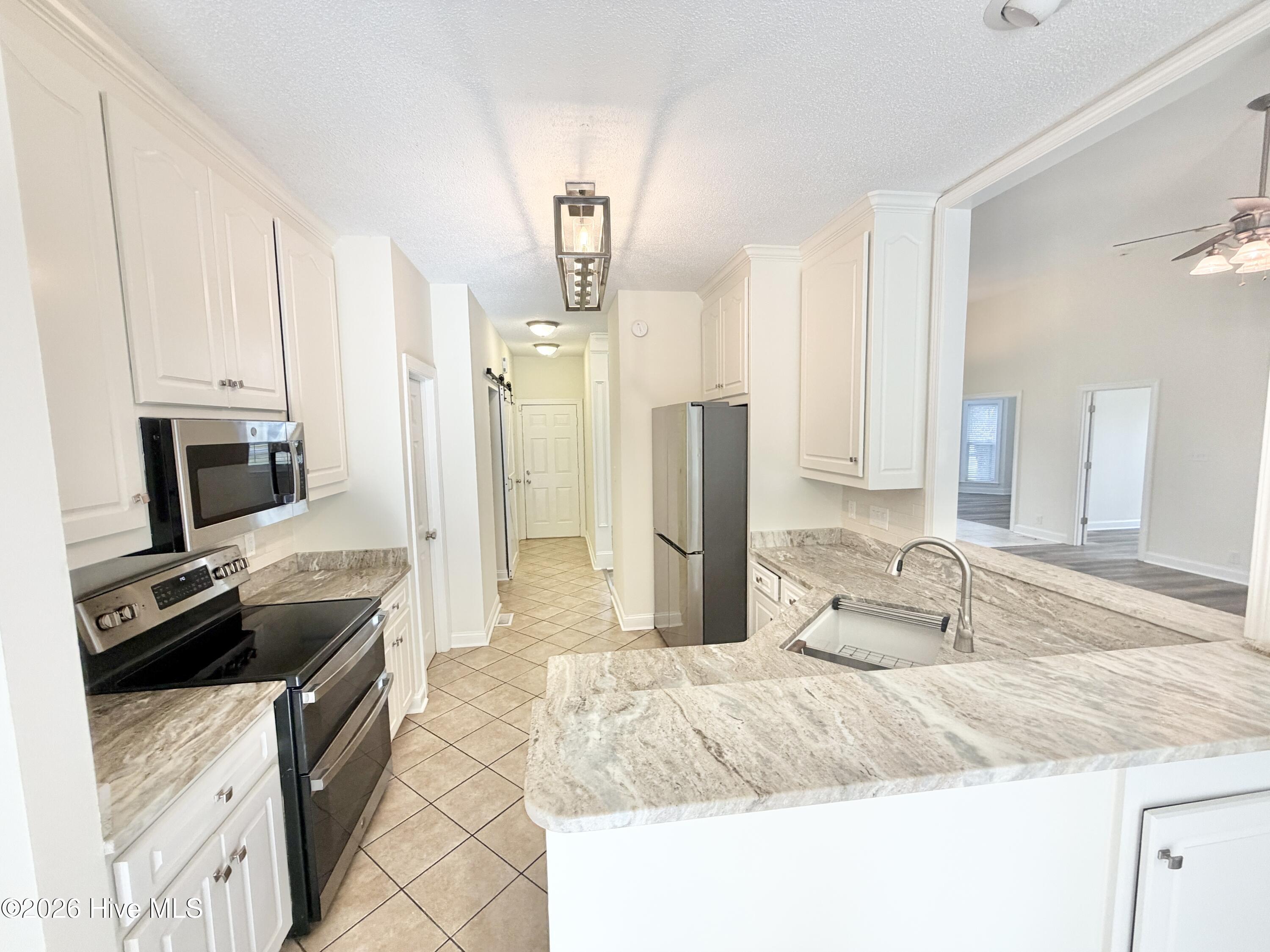 105 Scallop Place Property Photo 8