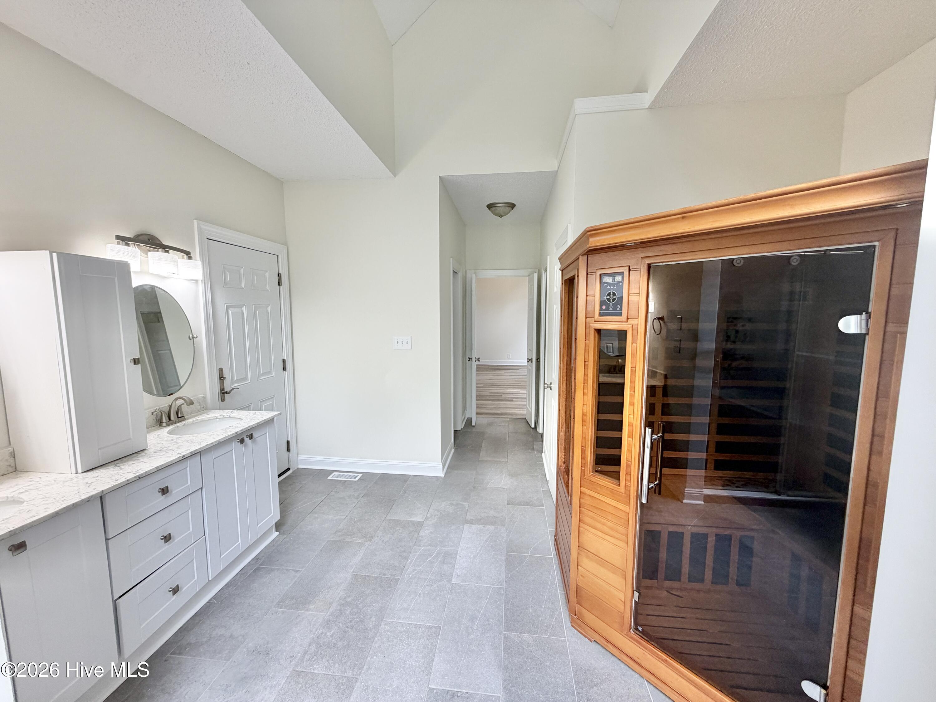 105 Scallop Place Property Photo 15