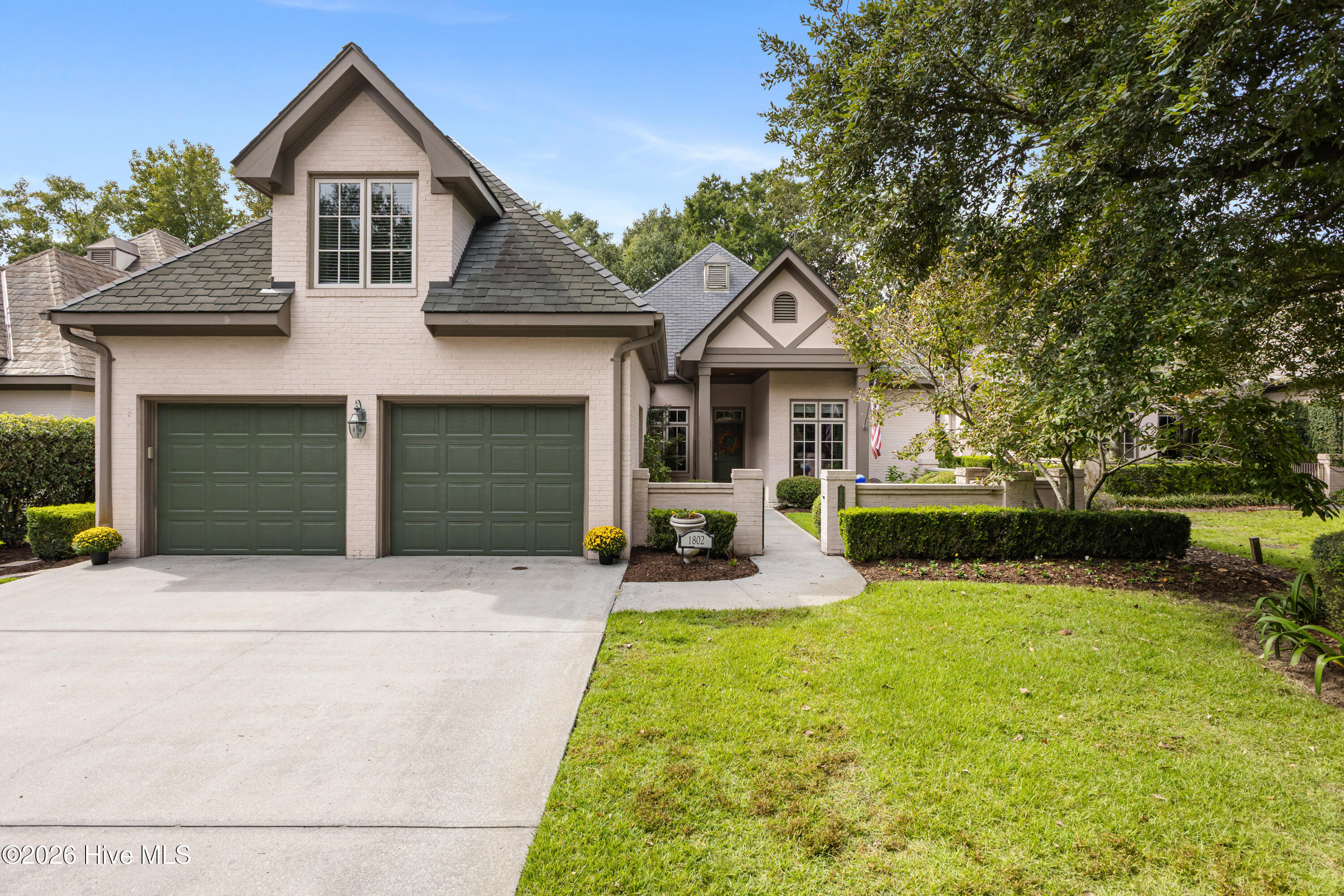 1802 Mews Drive Property Photo 1