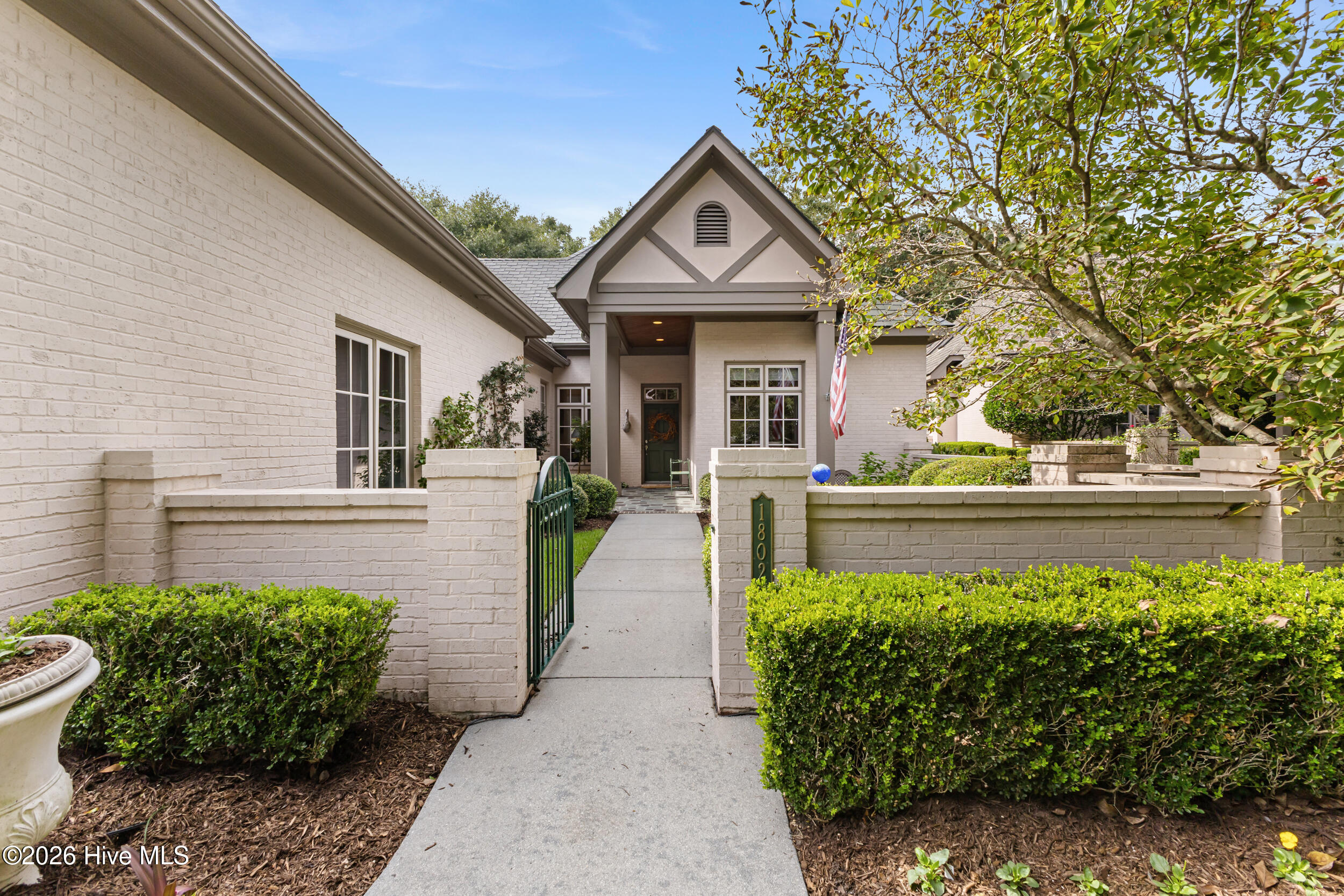 1802 Mews Drive Property Photo 3