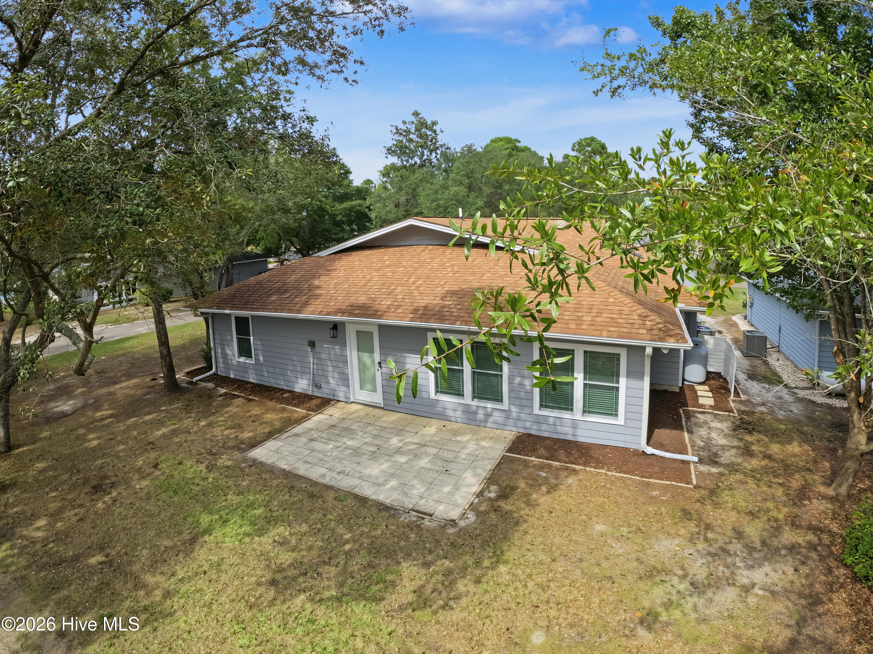 690 Fairway Drive E Property Photo 54