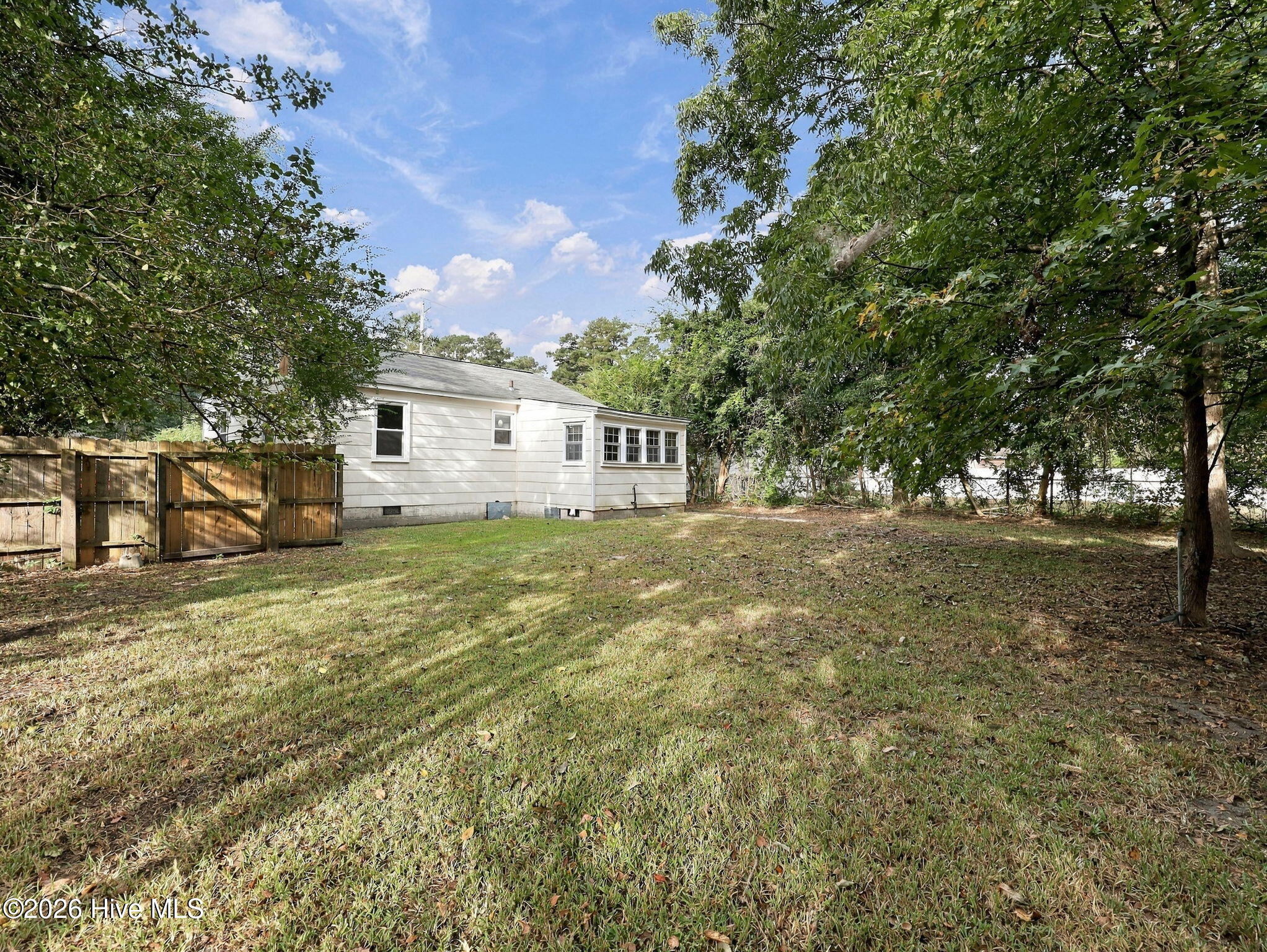519 New River Drive Property Photo 15