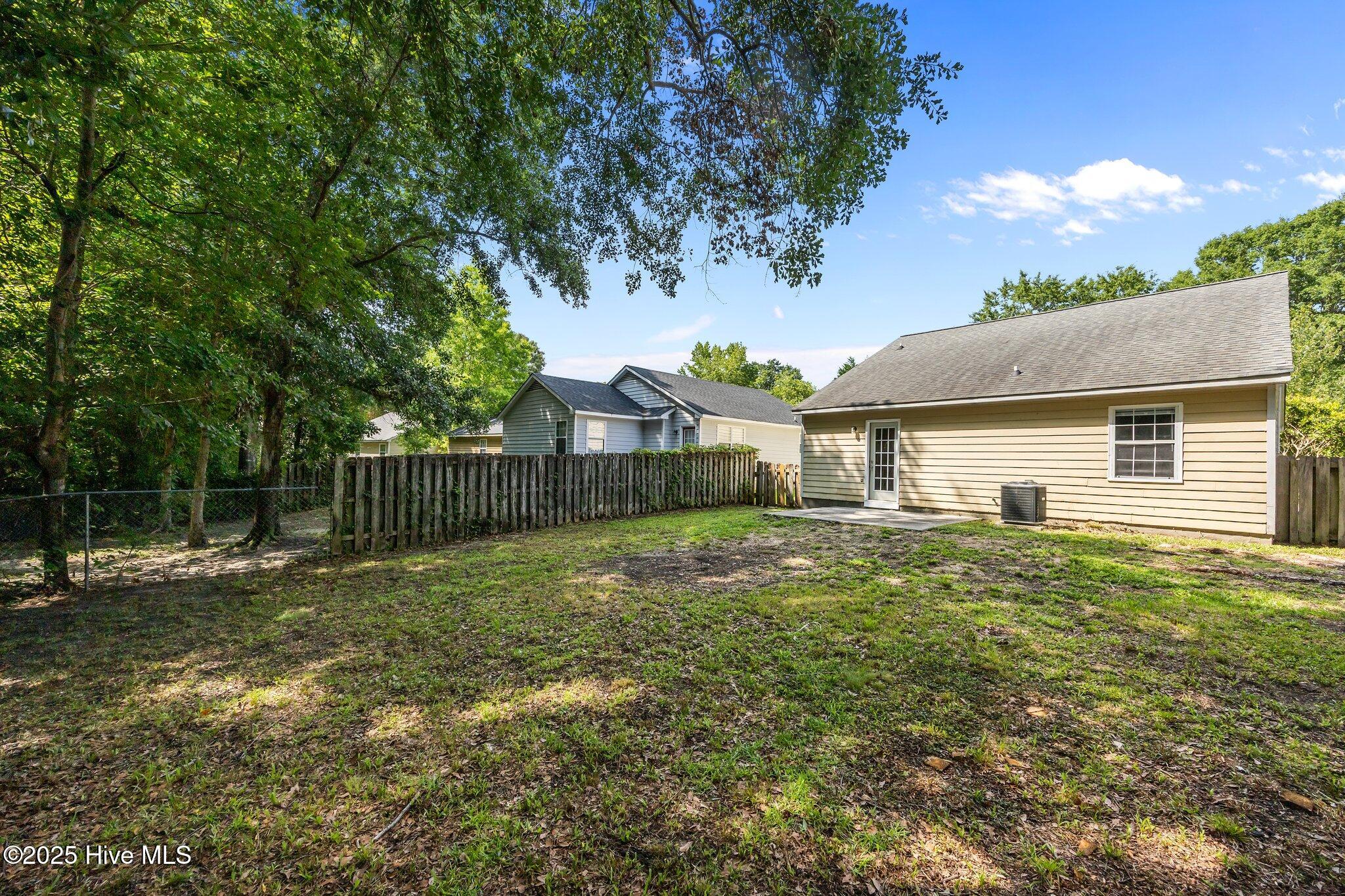 614 S Hampton Drive Property Photo 18