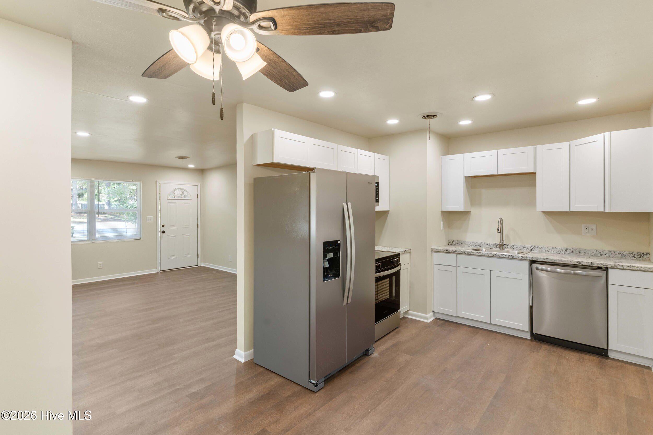 3430 Knollcrest Road Property Photo 4