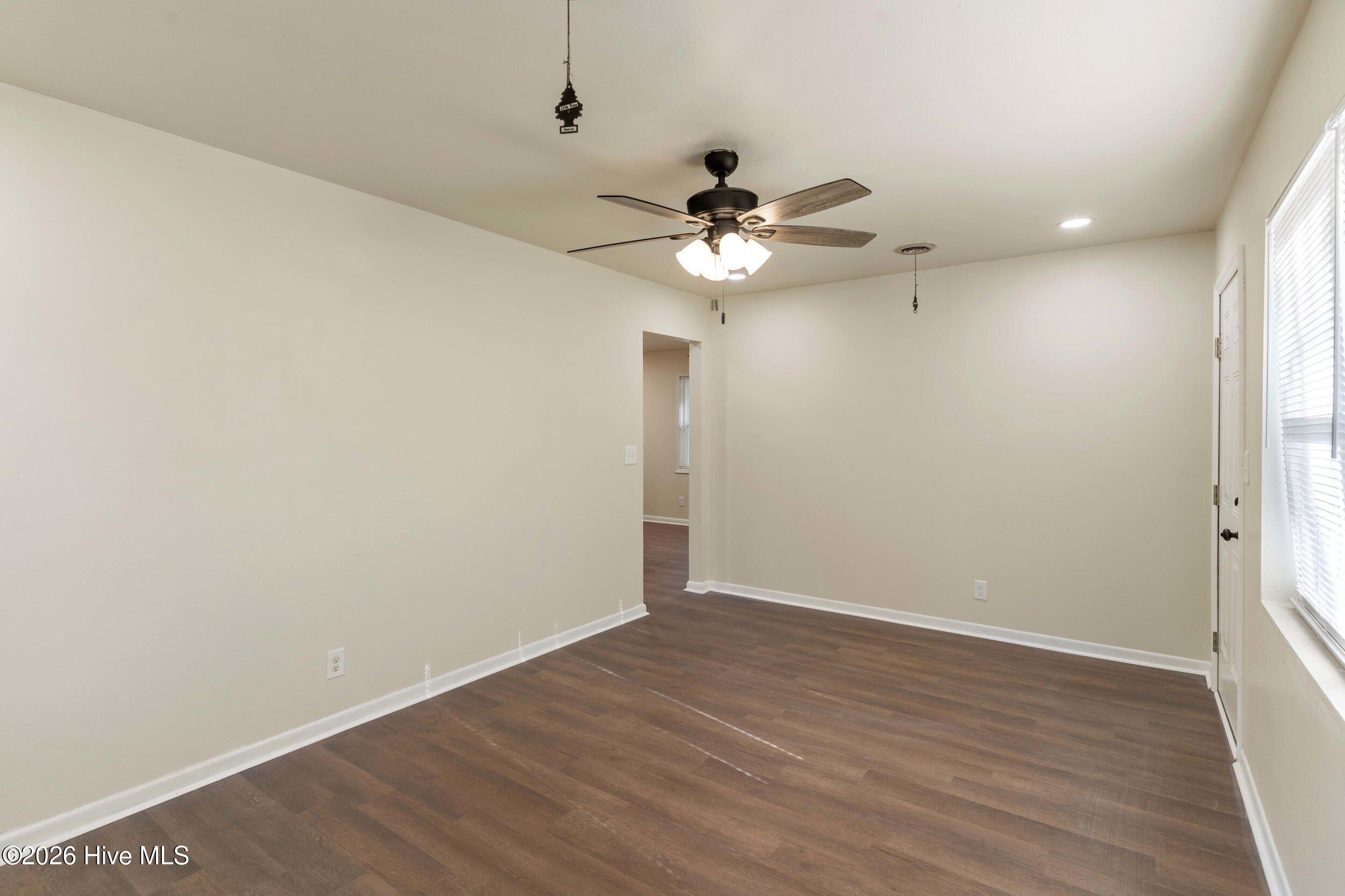 3430 Knollcrest Road Property Photo 10