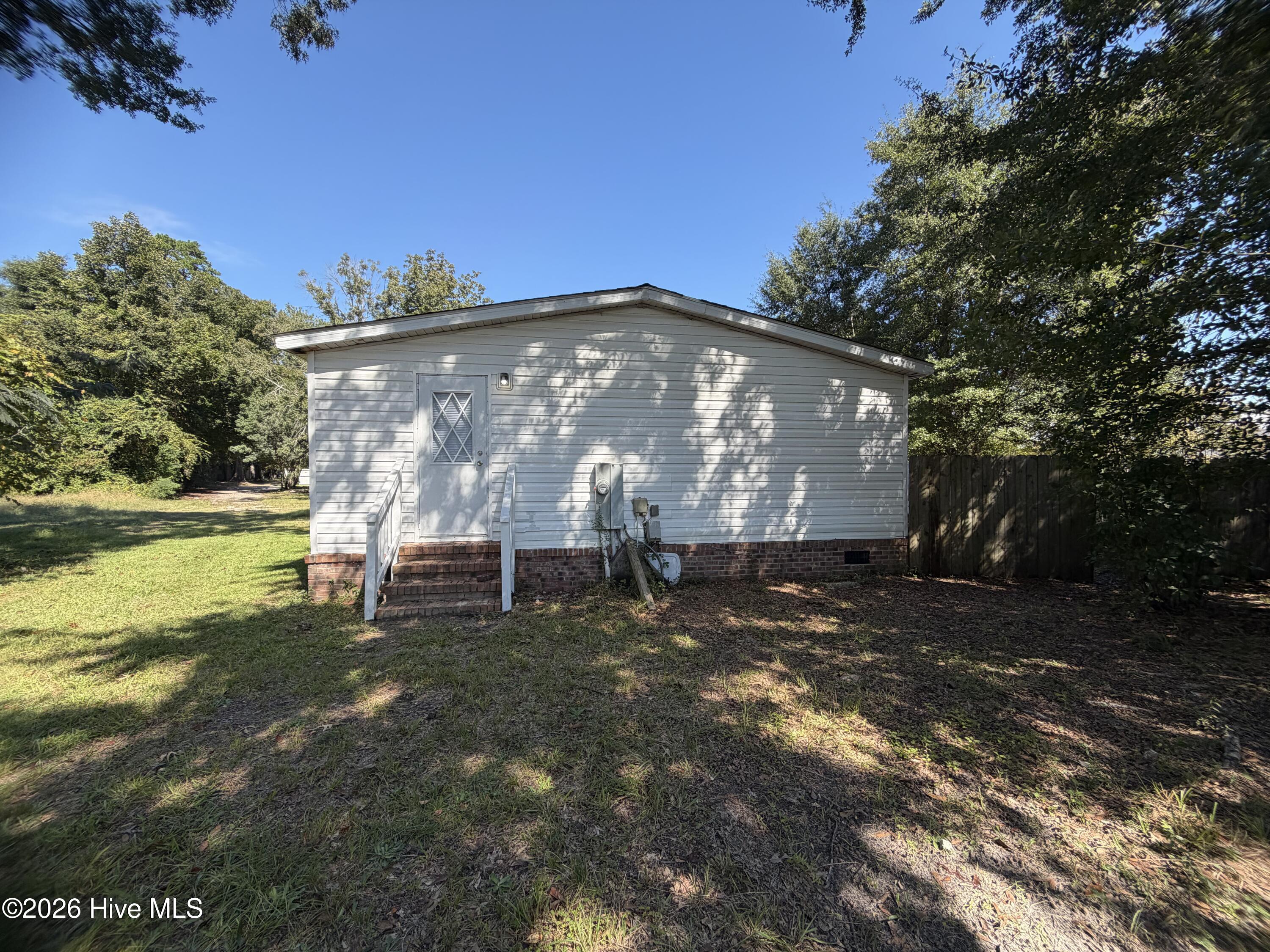 335 Cottonwood Lane Property Photo 17