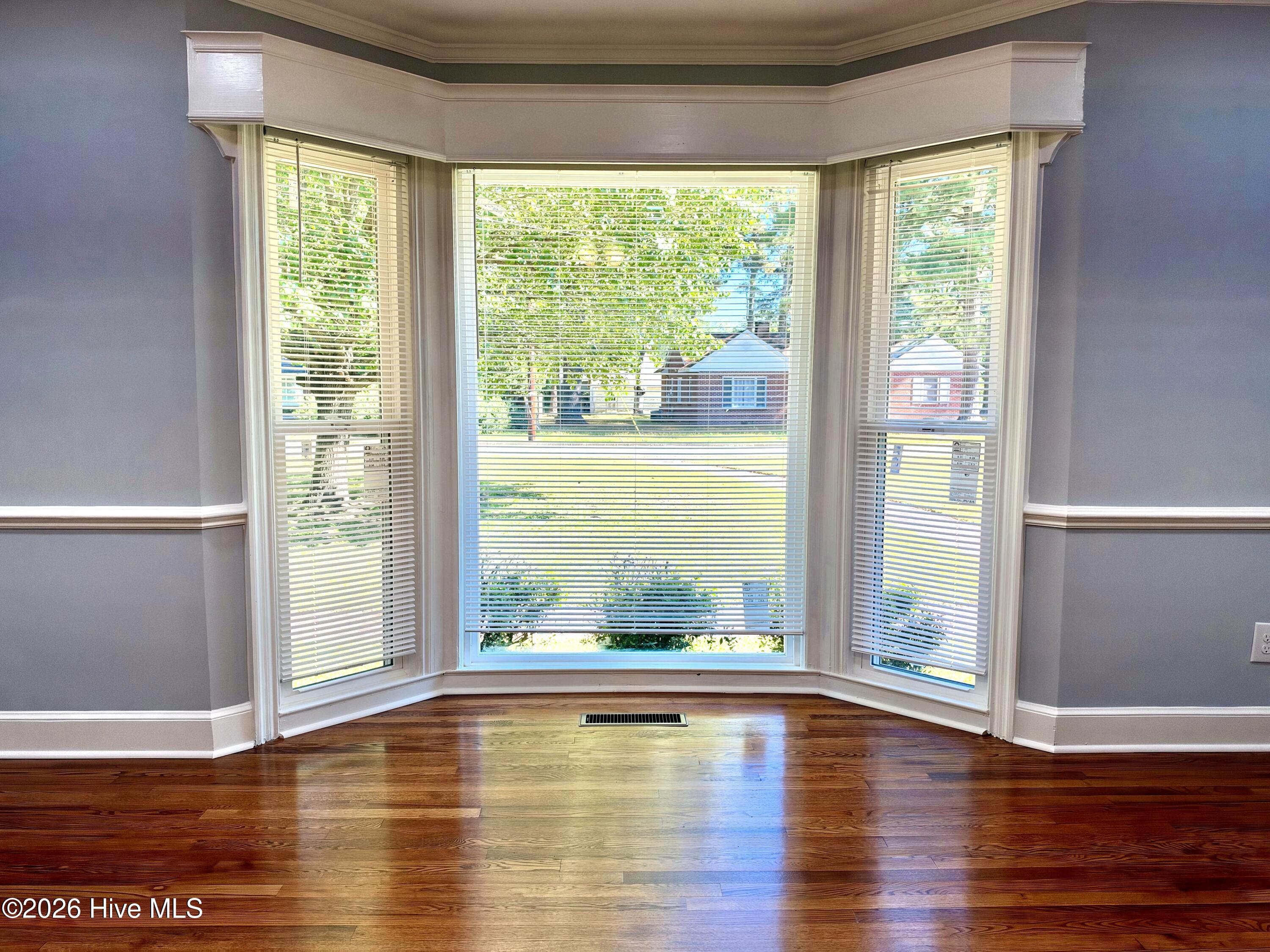 1302 West Road Property Photo 8