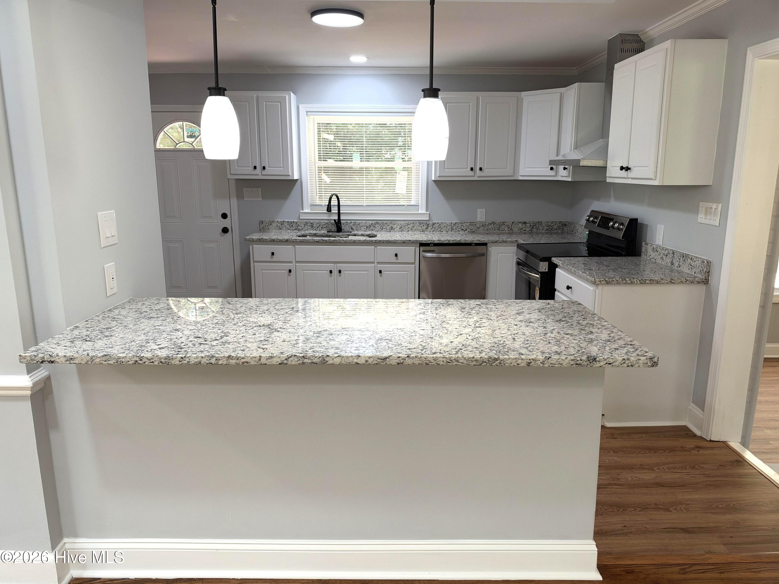 1302 West Road Property Photo 14
