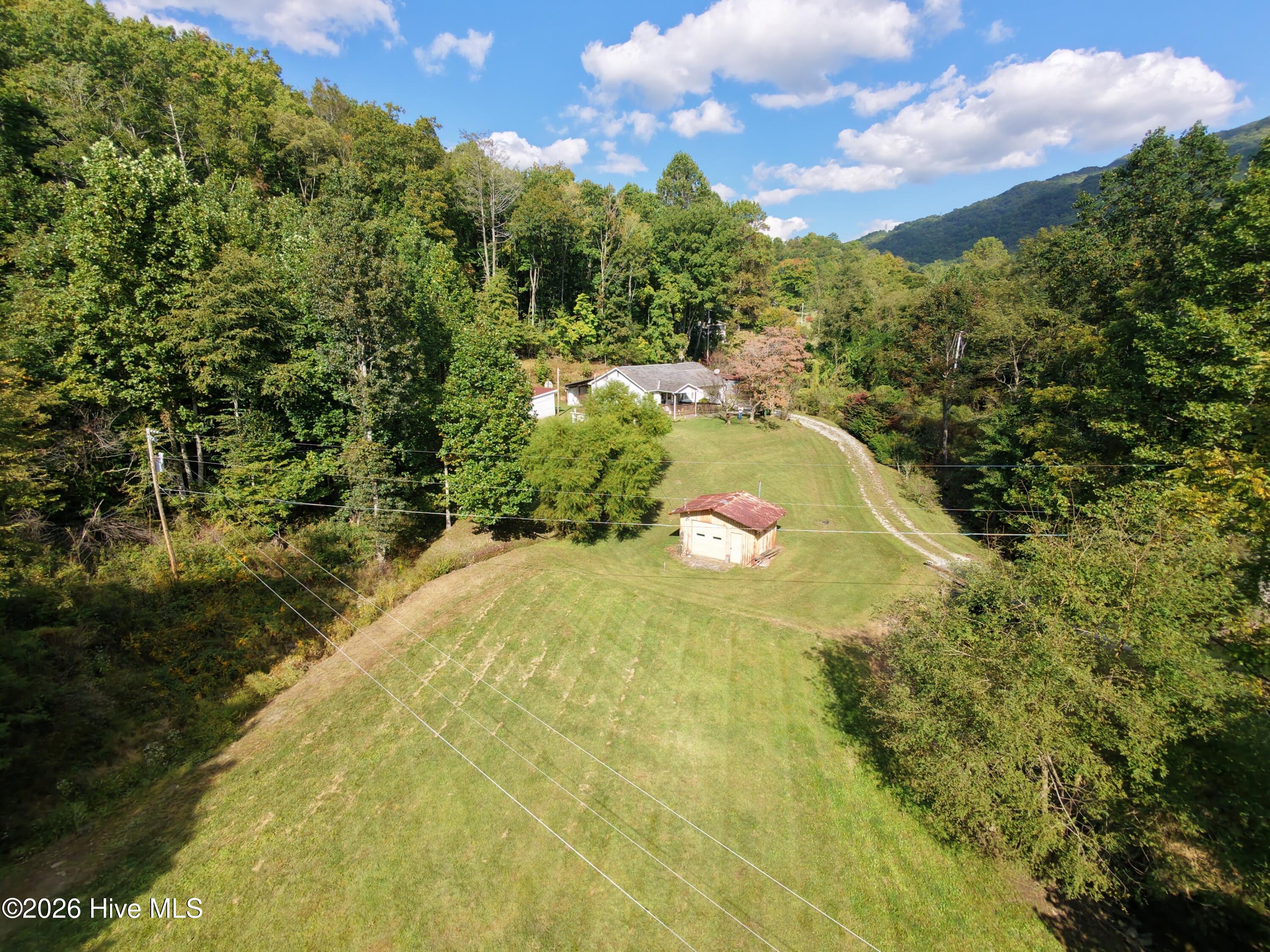 131 Patterson Lane Property Photo 3