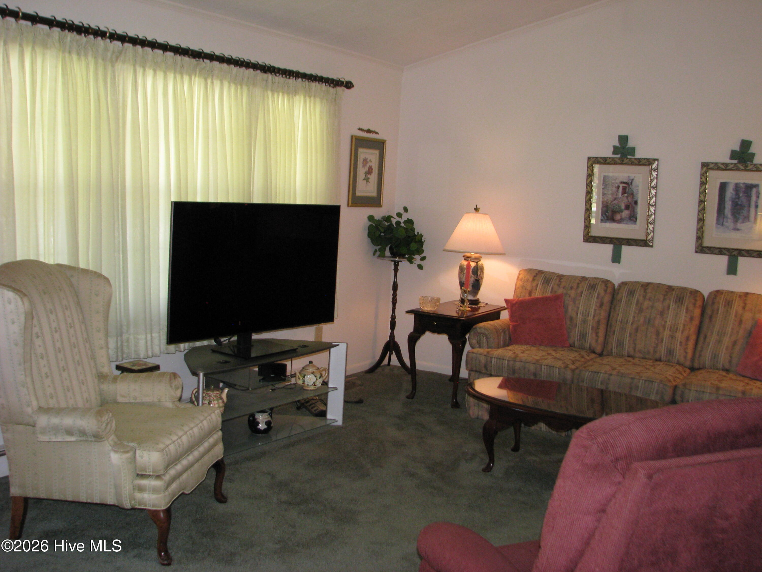 404 Roanoke Avenue Property Photo 26